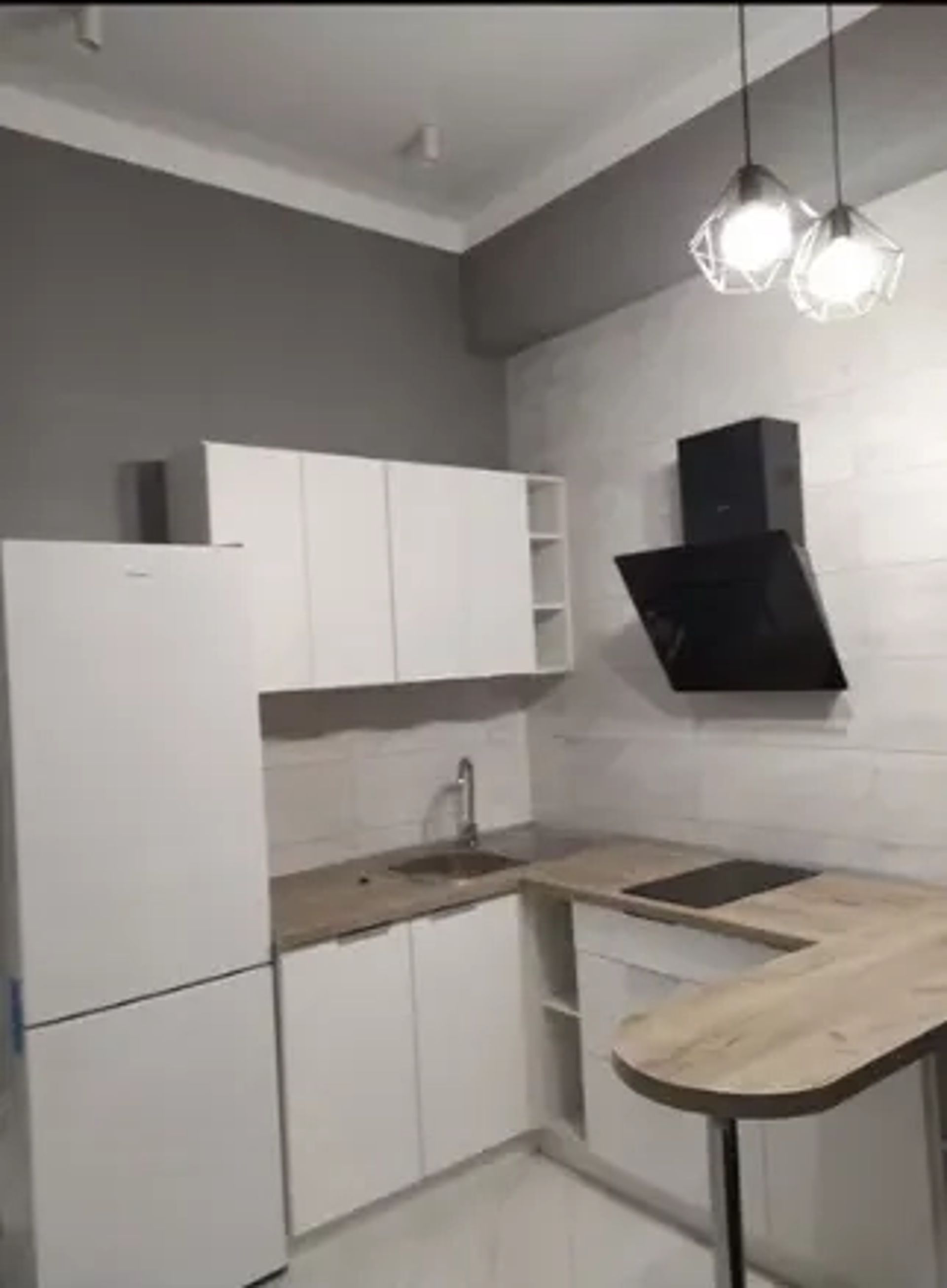Срочный , Ремонт квартир , Под ключ 150$ с материалом