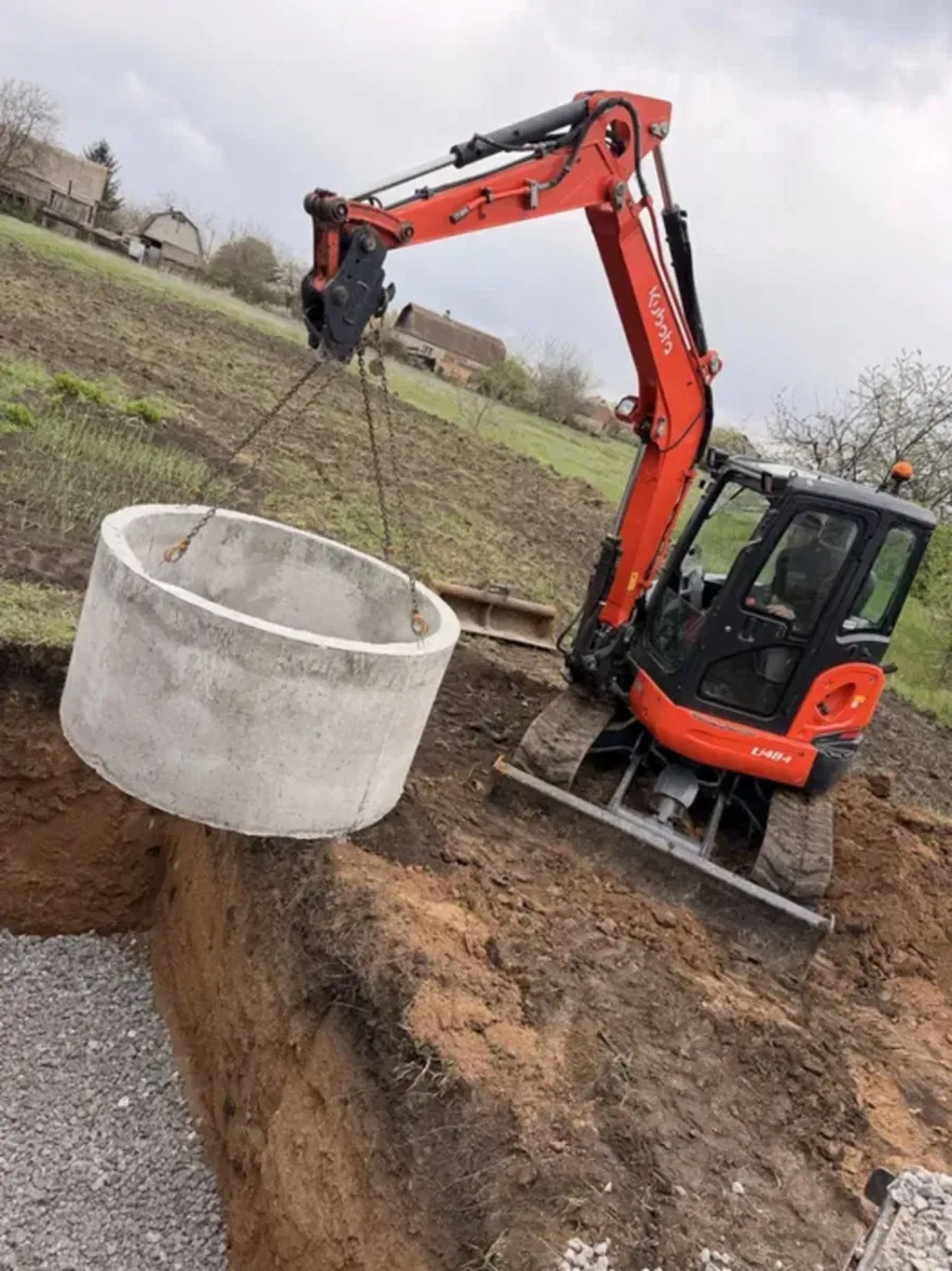 Гусеничний міні-екскаватор Kubota U48-4