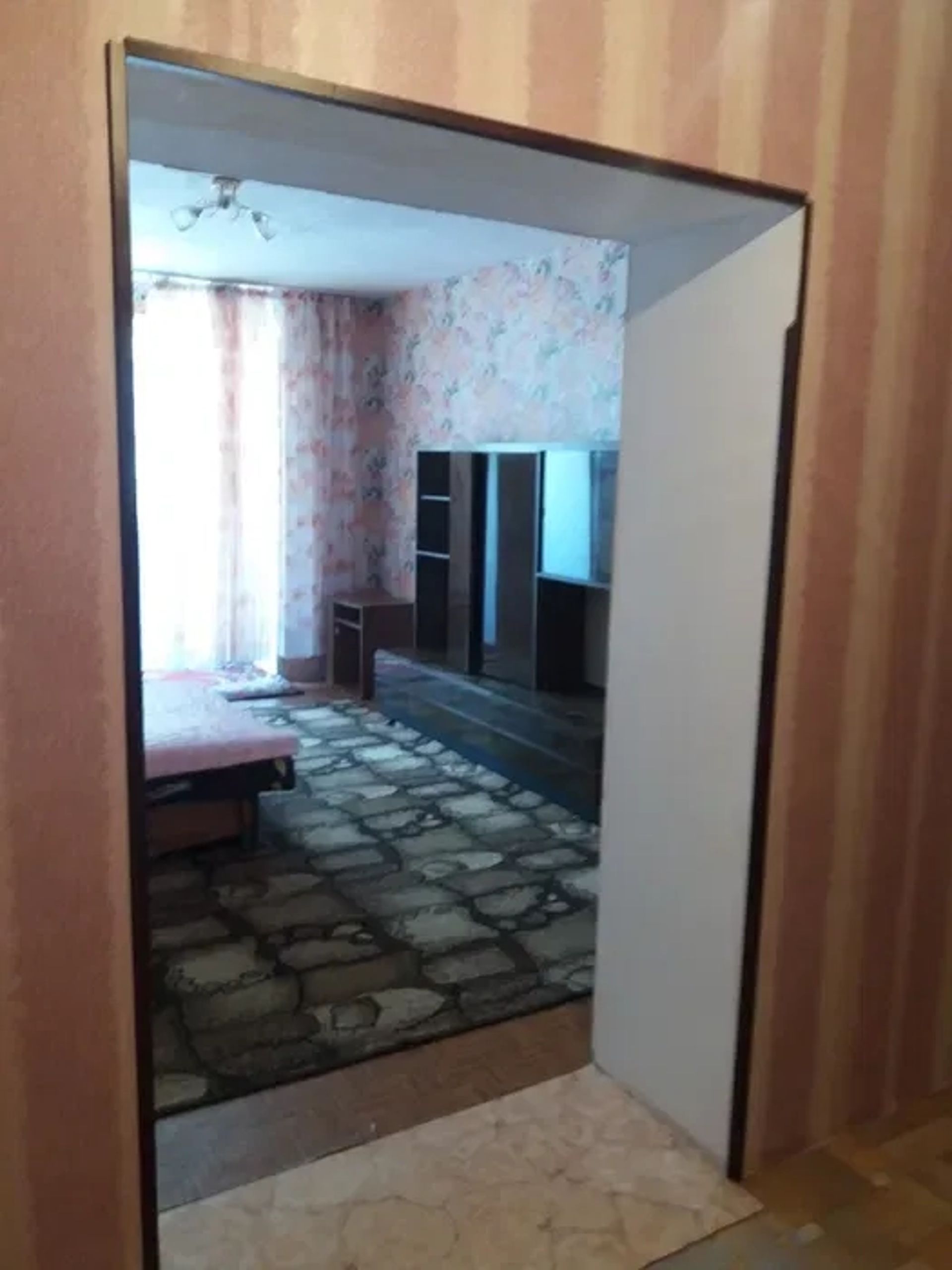 Квартира подобово 5 спальних місць метро Вокзальна