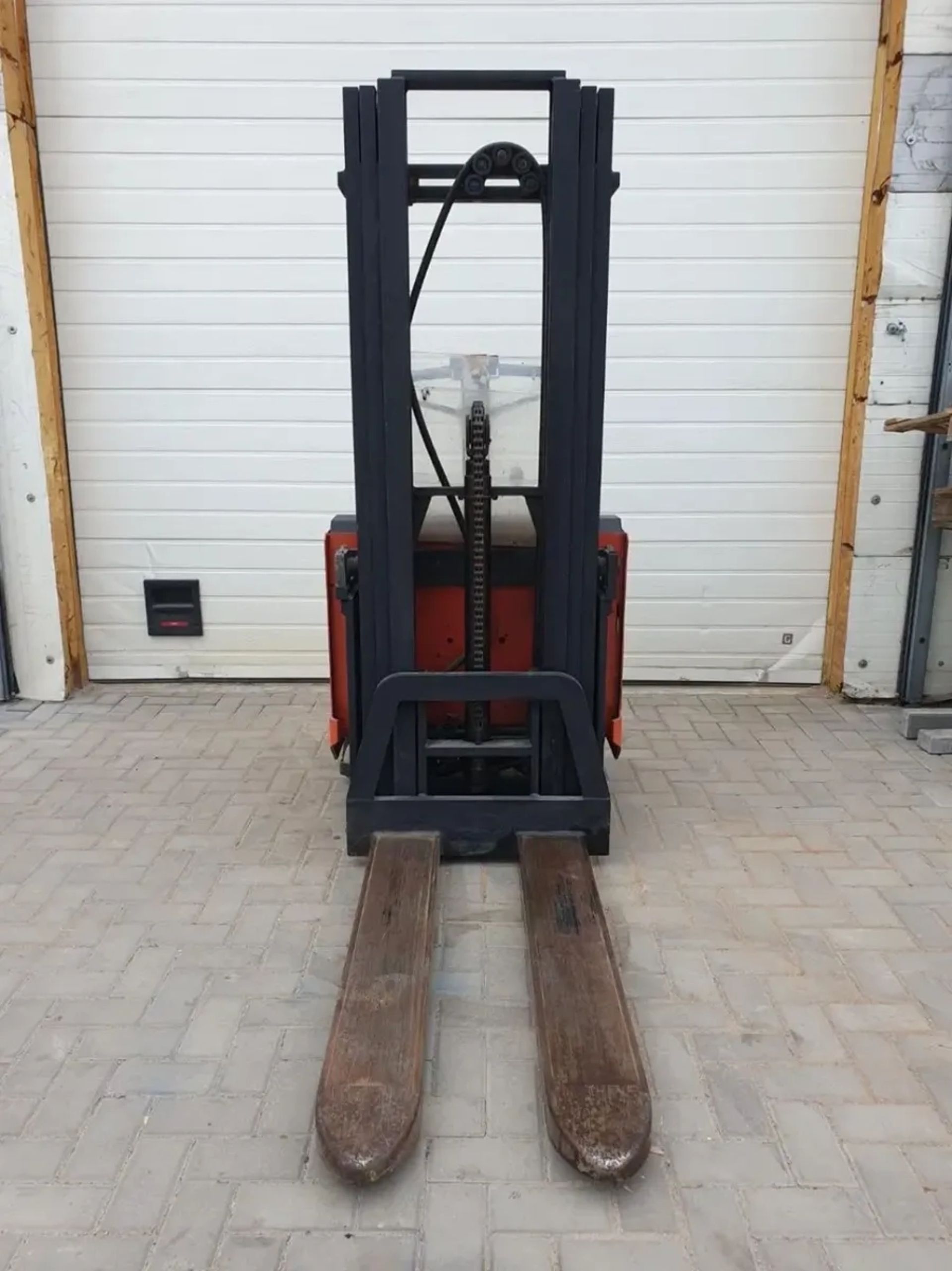 Штабелер електричний Toyota BT LSV 1250/11