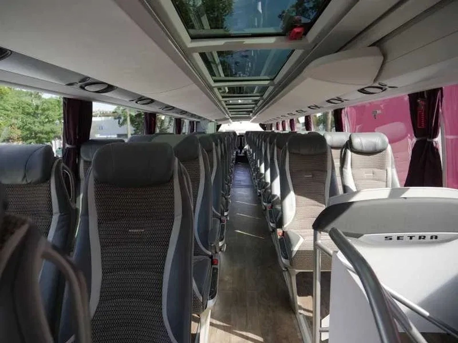 Автобус Setra S 517 HD - VIP-трансфер | Обслуговування заходів