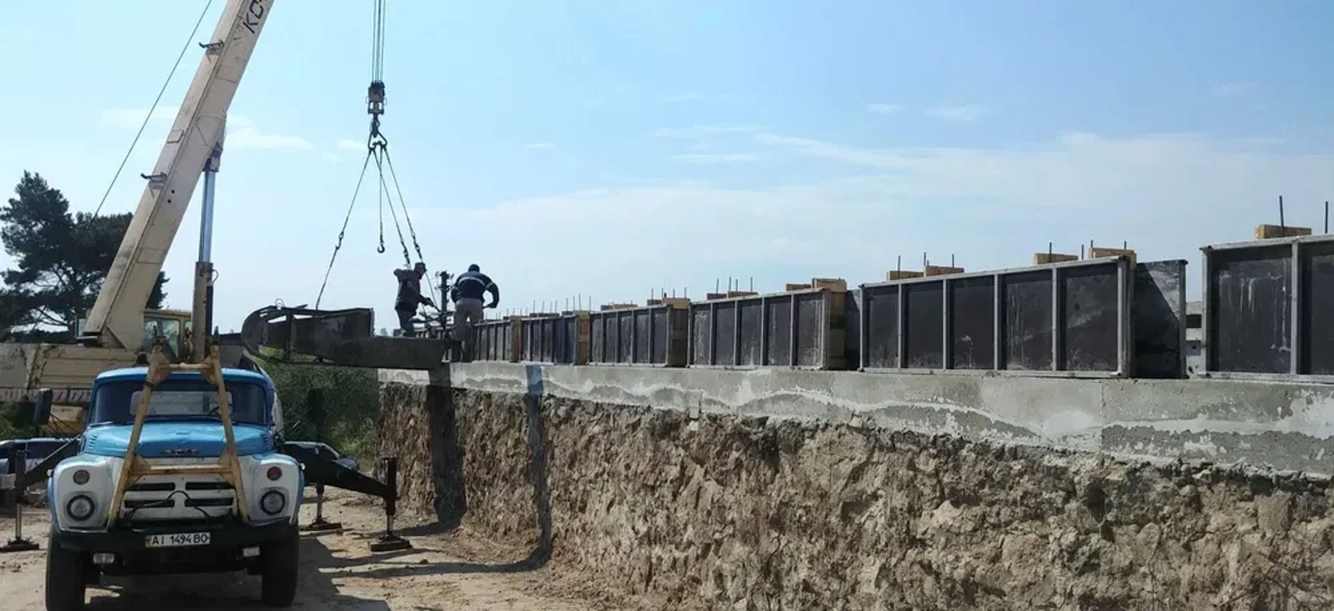 Опалубка для фундамертів, балок, опорних стін