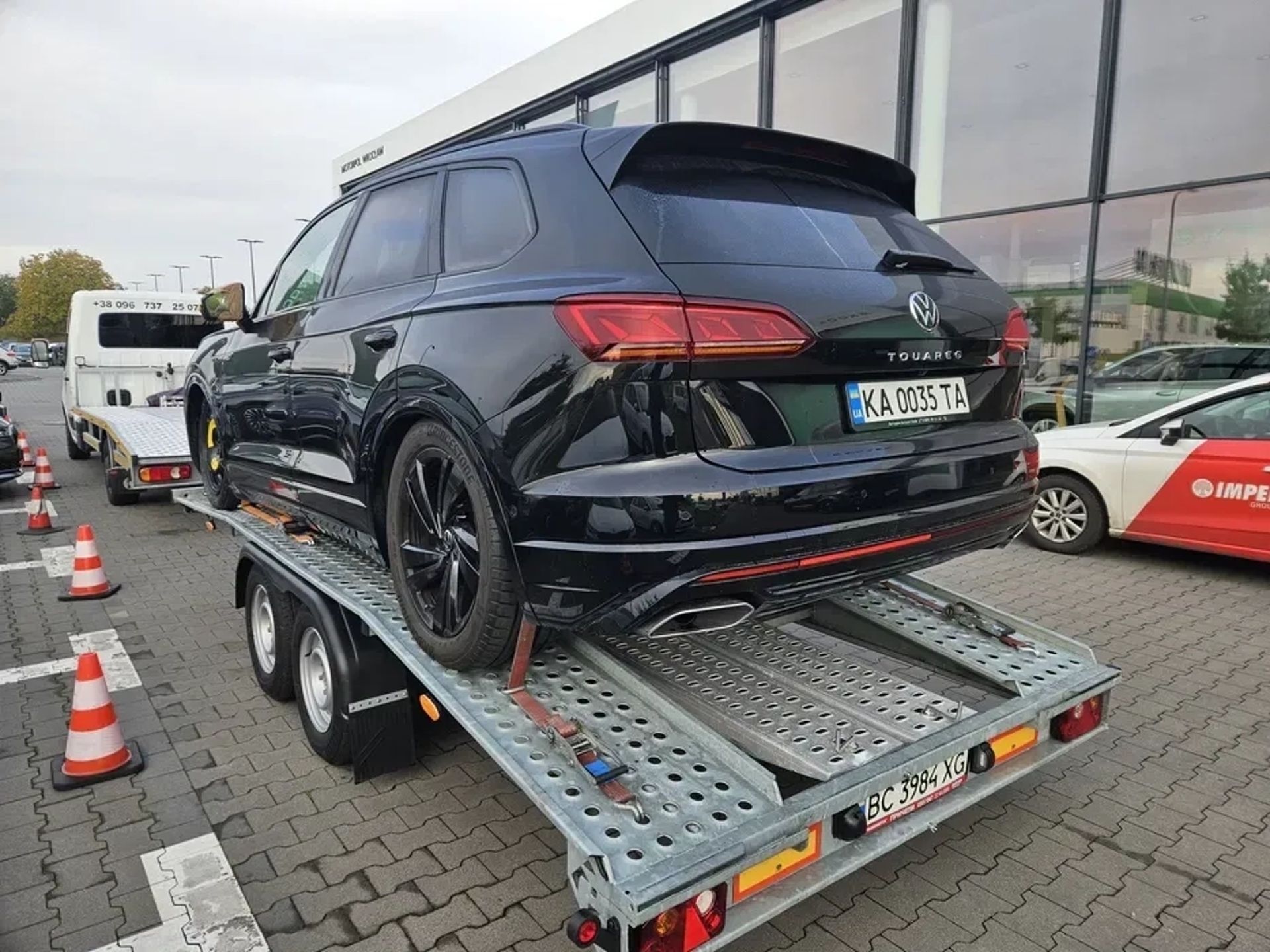Евакуатор на базі вантажівки Renault з лебідкою