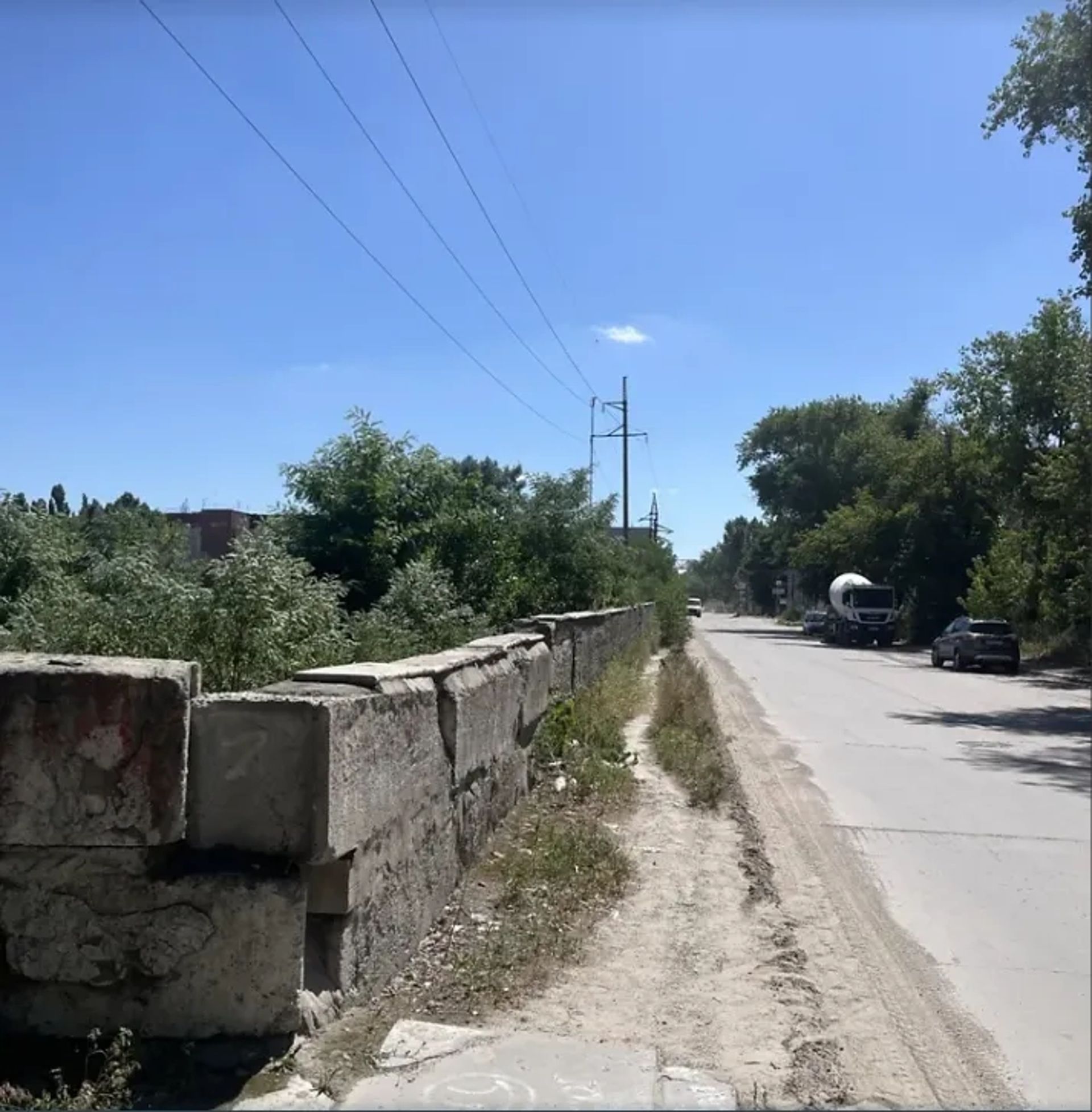 Земля комерційного призначення на вул. Будіндустрії, площа 2400 кв.м