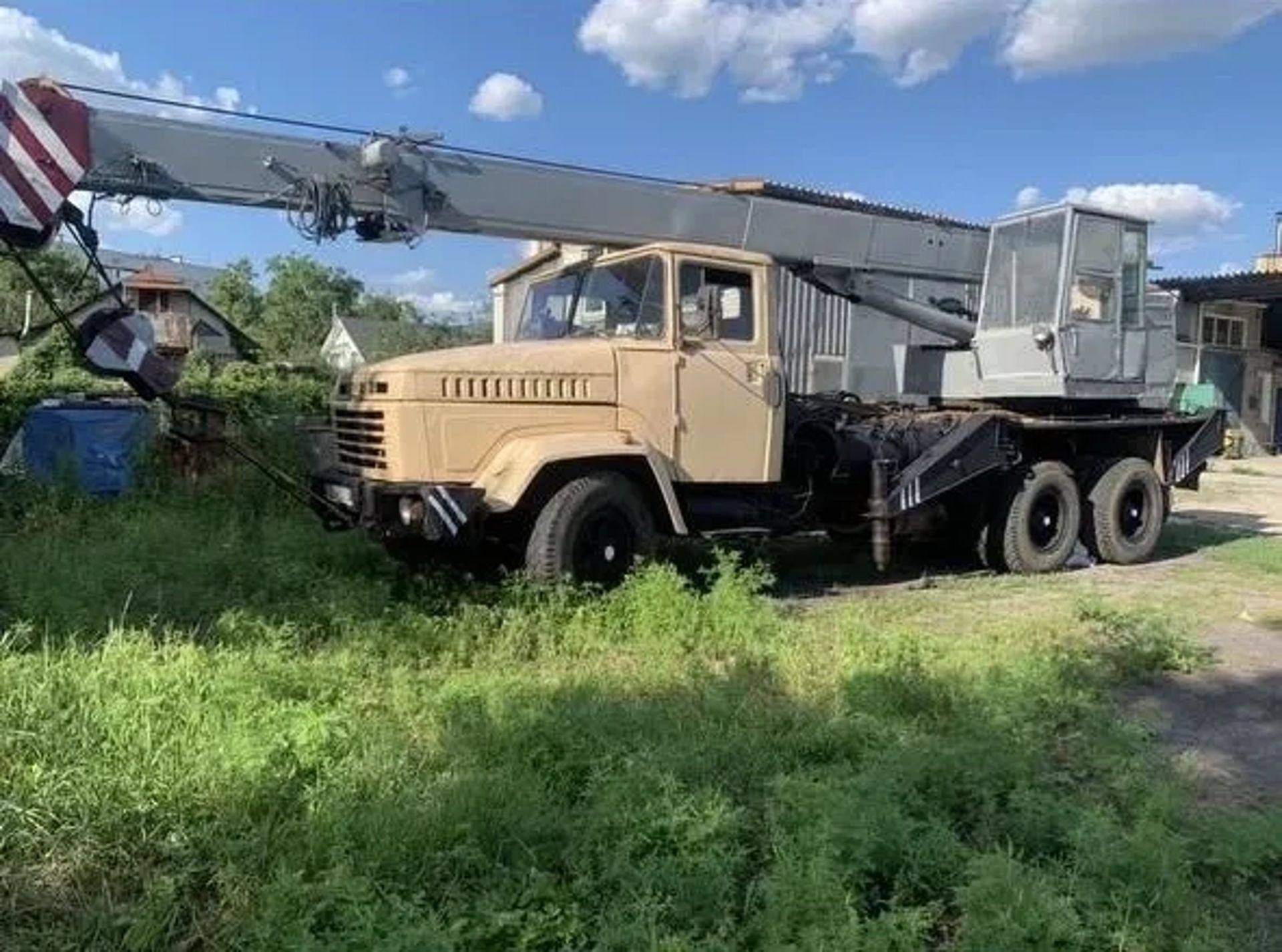 Автокран КС-3575А (16 тонн) на базі КрАЗ-250