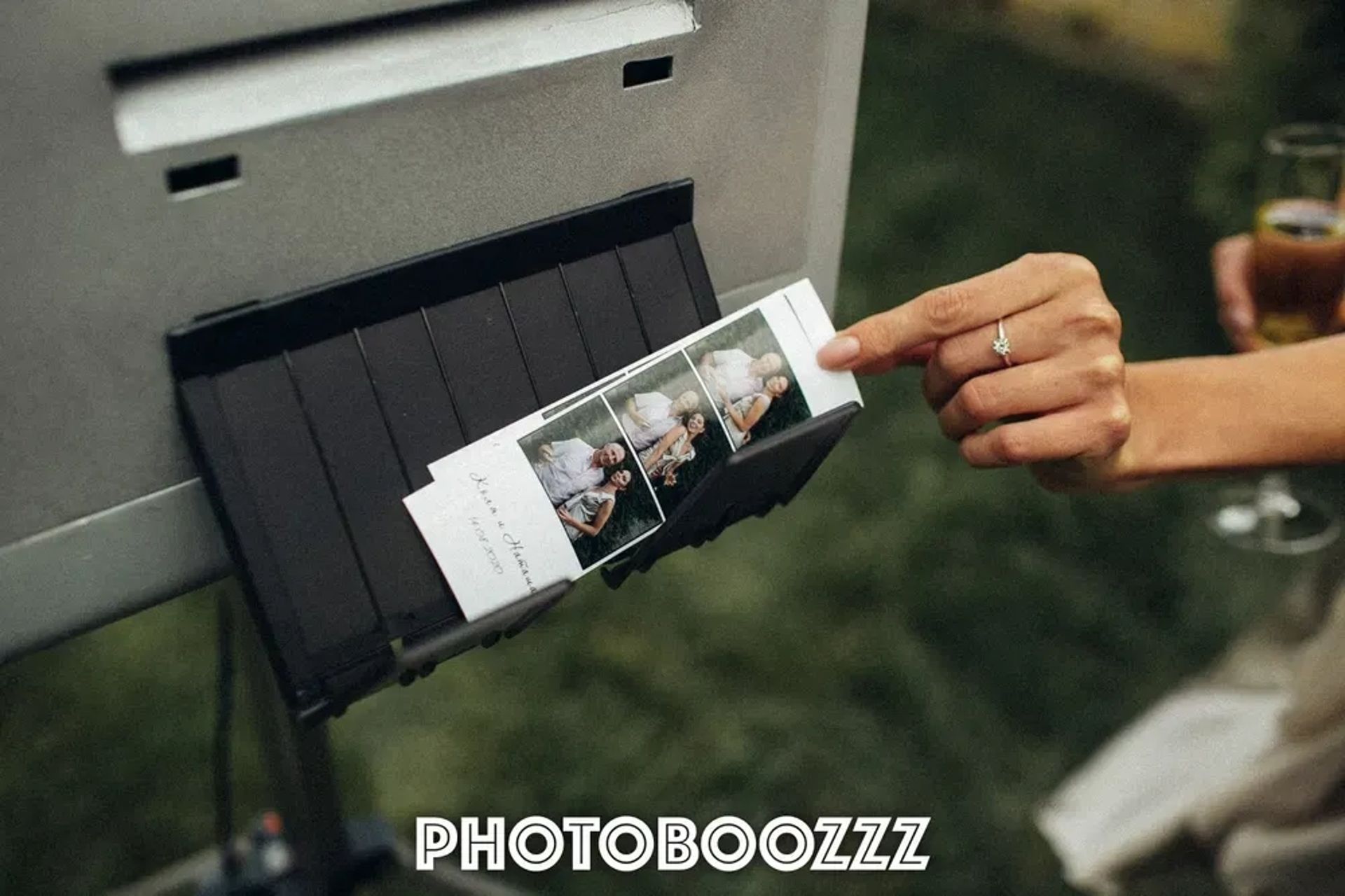 Фотобудка фотобокс фотокабіна селфі дзеркало на ваш праздник