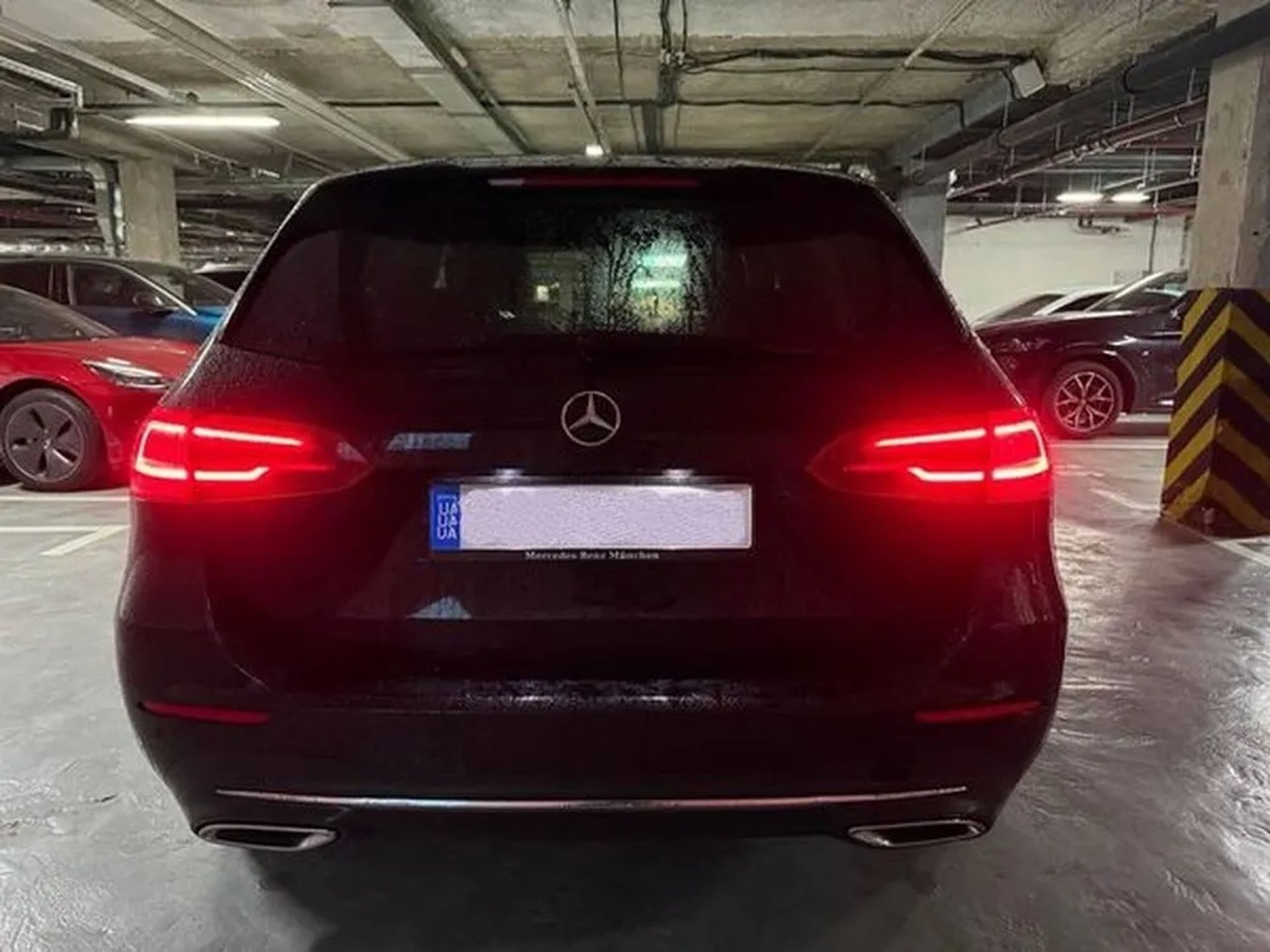 447 Позашляховик Mercedes-Benz B-class W247 на весілля в Києві