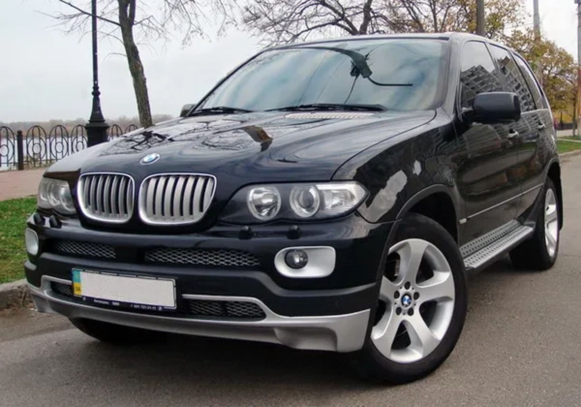 252 Позашляховик на весілля BMW X5 з водієм