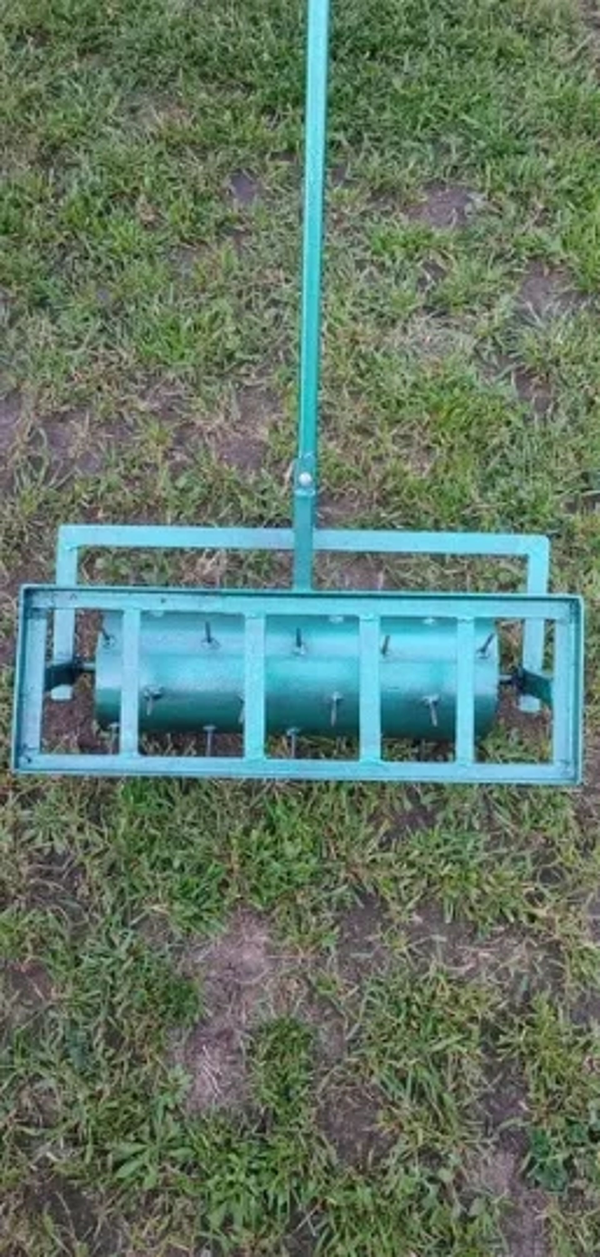 Аератор для газону