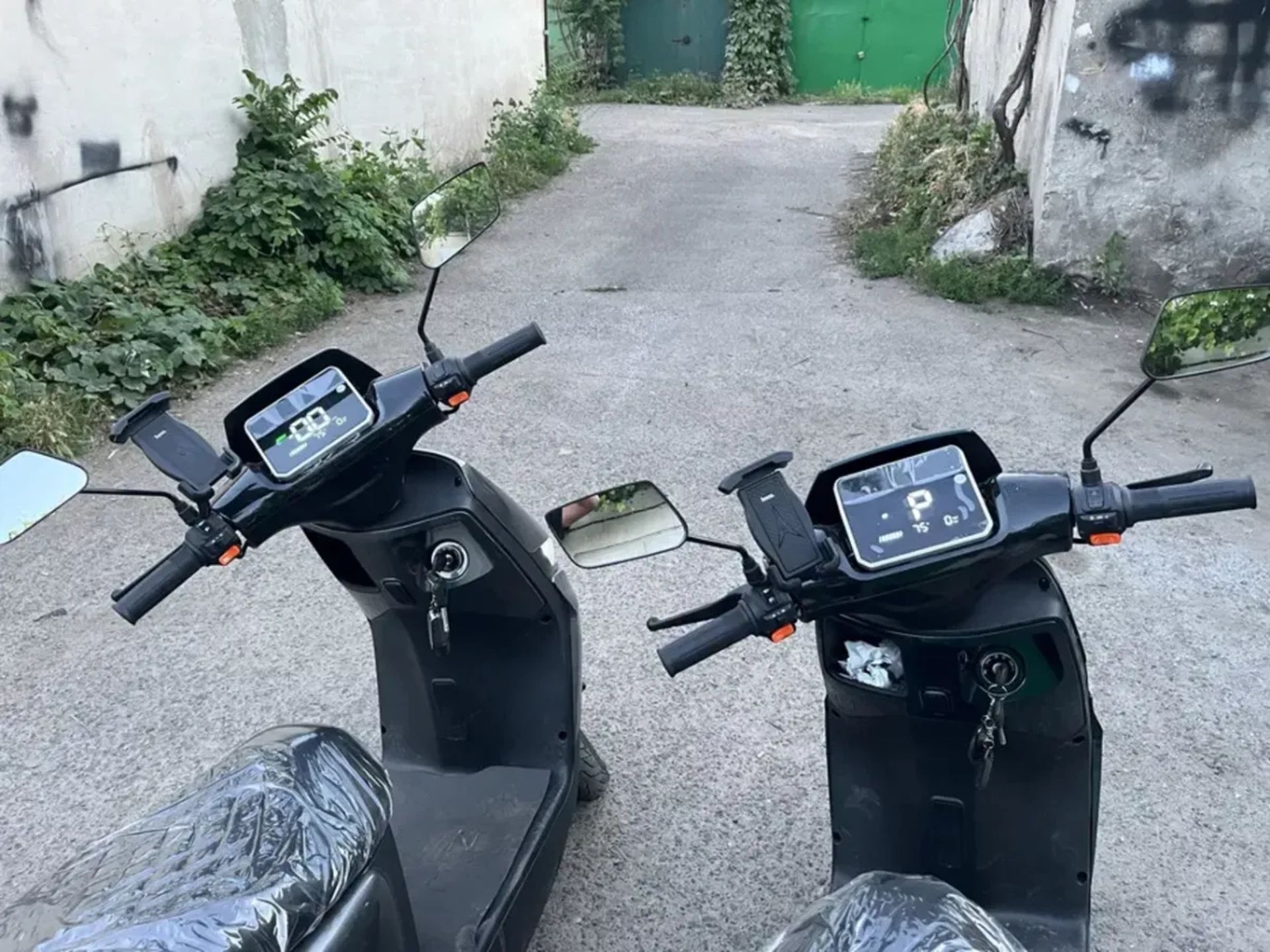 Електроскутер Crosser CR-14 для комфортних поїздок