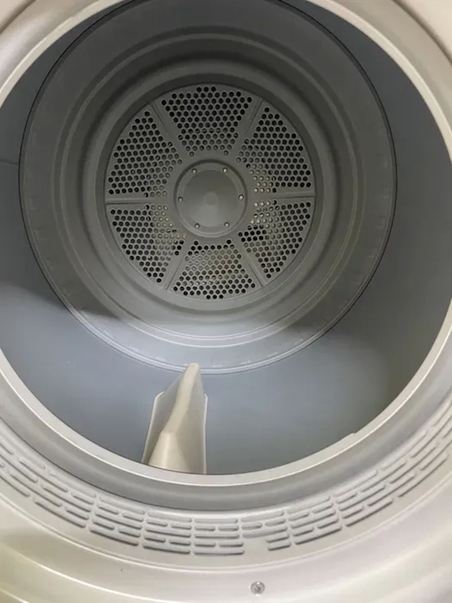 Пральня самообслуговування «Чистюля» на Позняках. Прачечная, Laundry