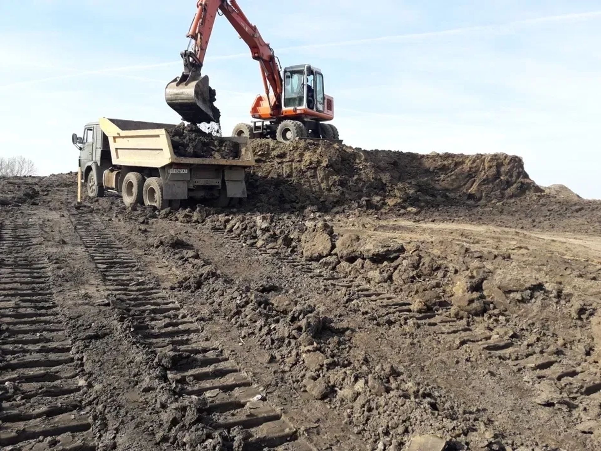 Екскаватор Atlas 1704 LC для вантажних робіт