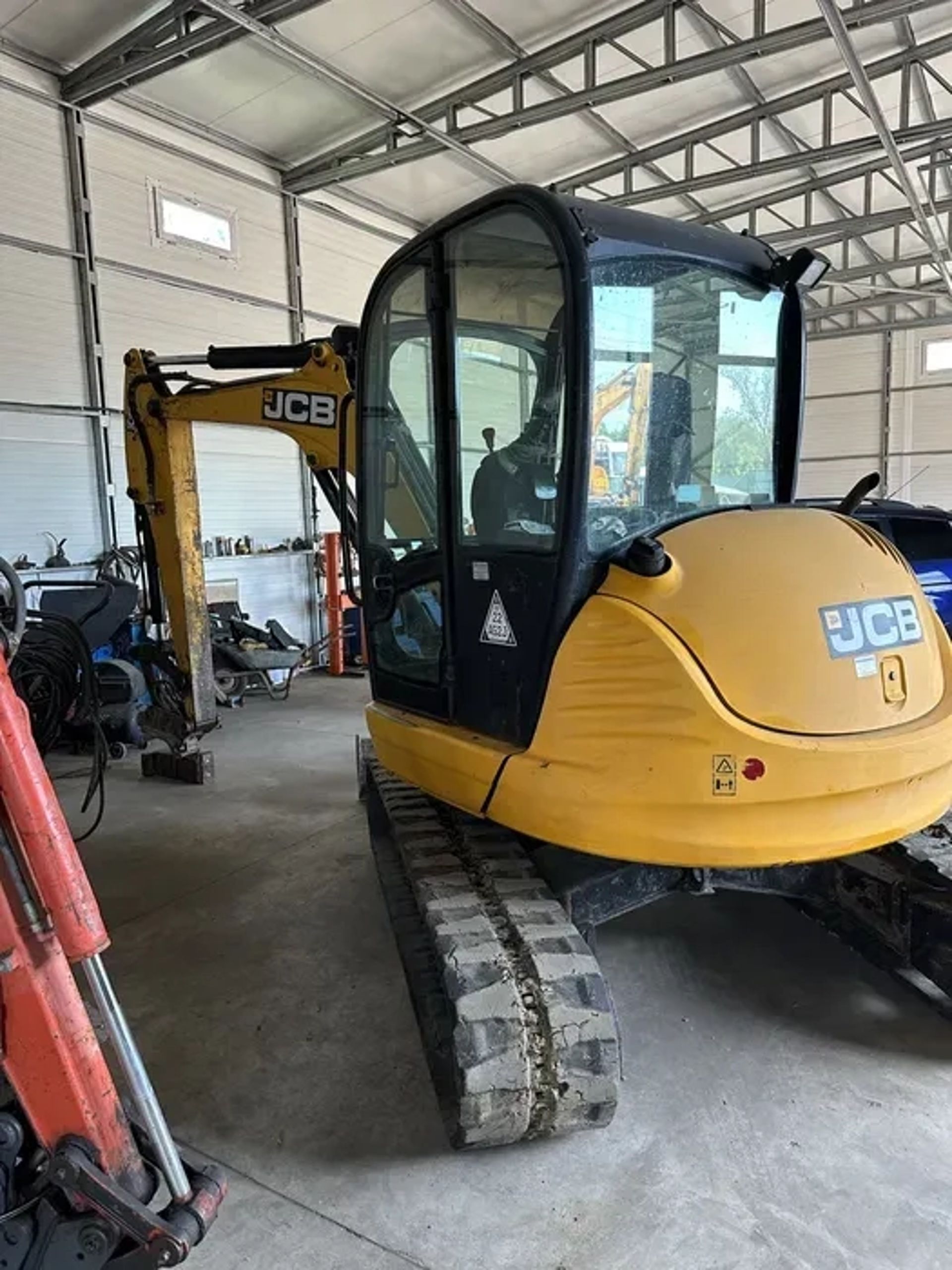 Міні-екскаватор JCB 5 тонн та Kubota 2 тонни. Вінниця.