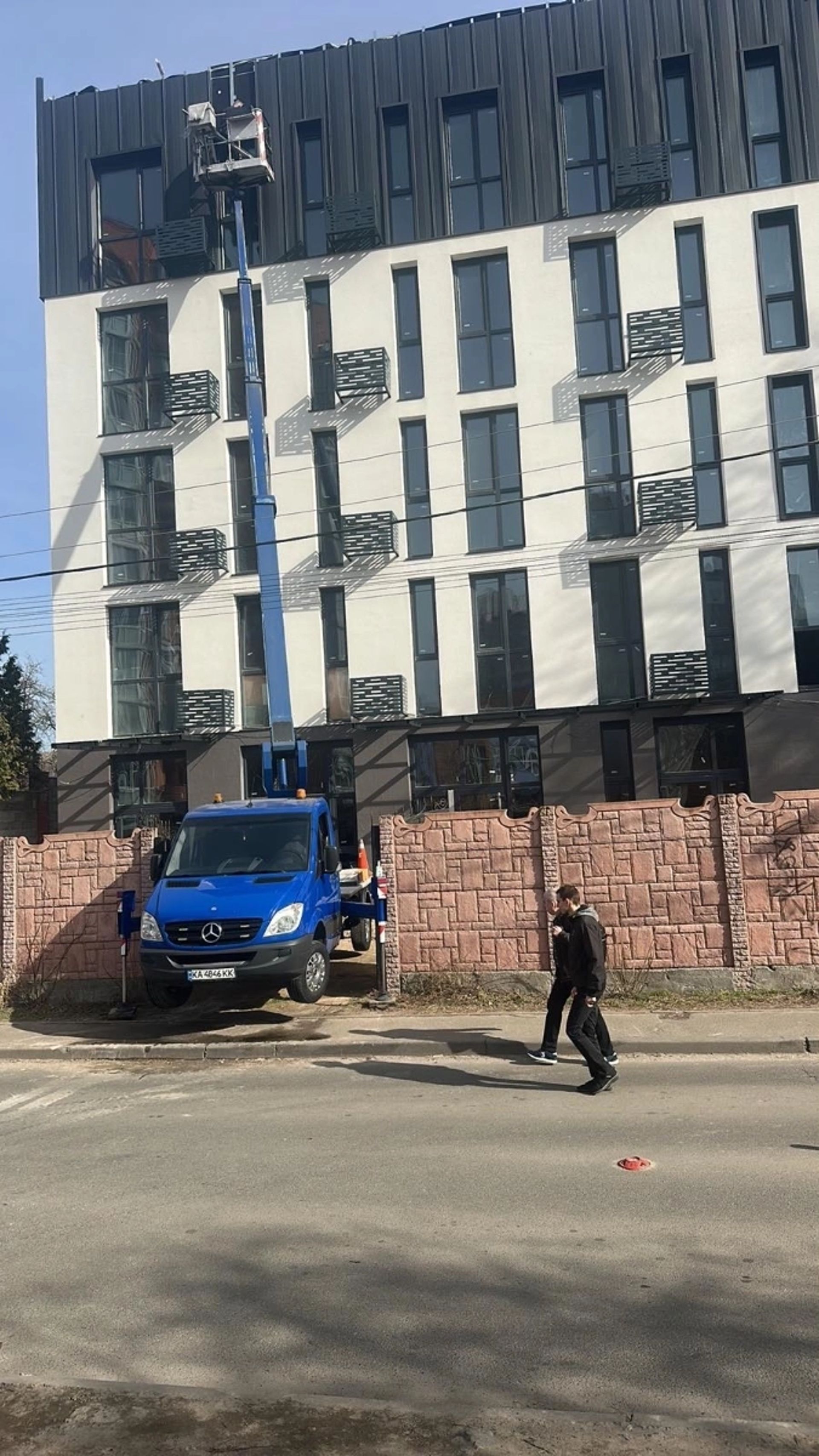 Автовишка на базі Mercedes Sprinter 18m