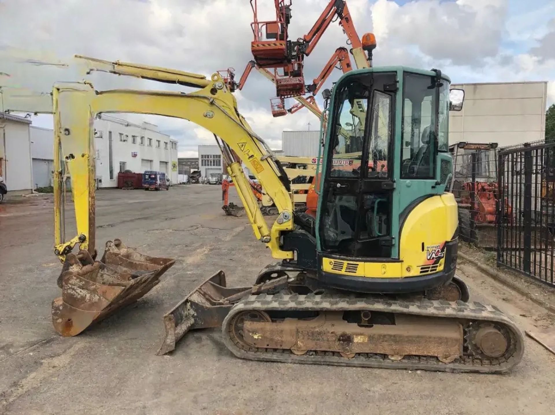 Міні - екскаватор Yanmar VIO50U 5т