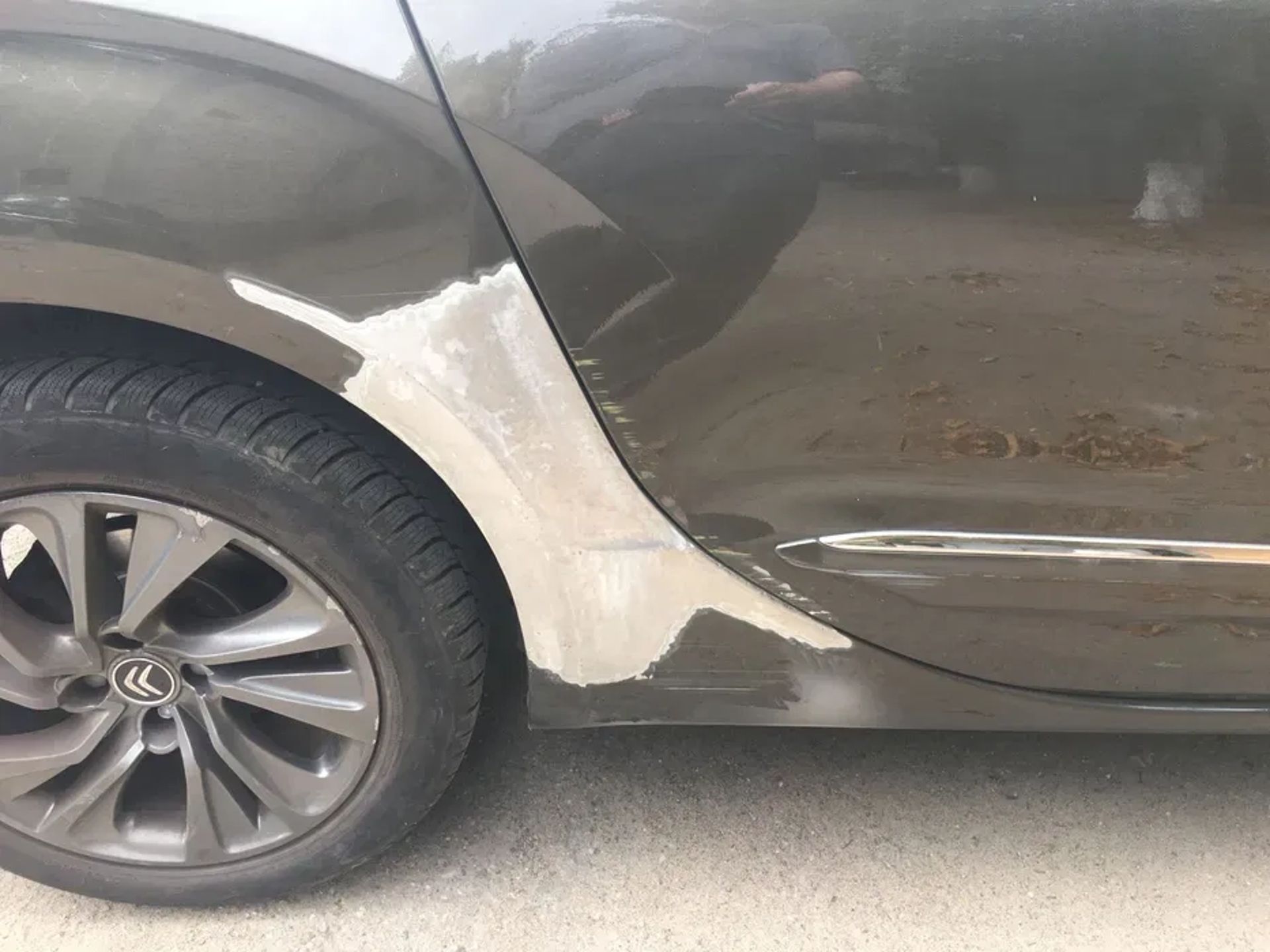 Рихтування фарбування автомобіля, відновлення після дтп