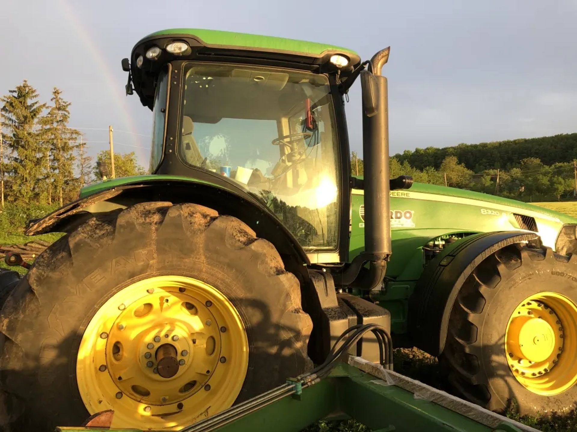 JOHN DEERE 8320R високопродуктивний трактор