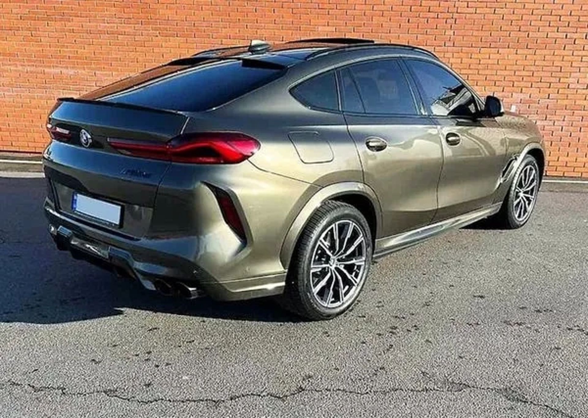 107 Позашляховик BMW X6 M50d