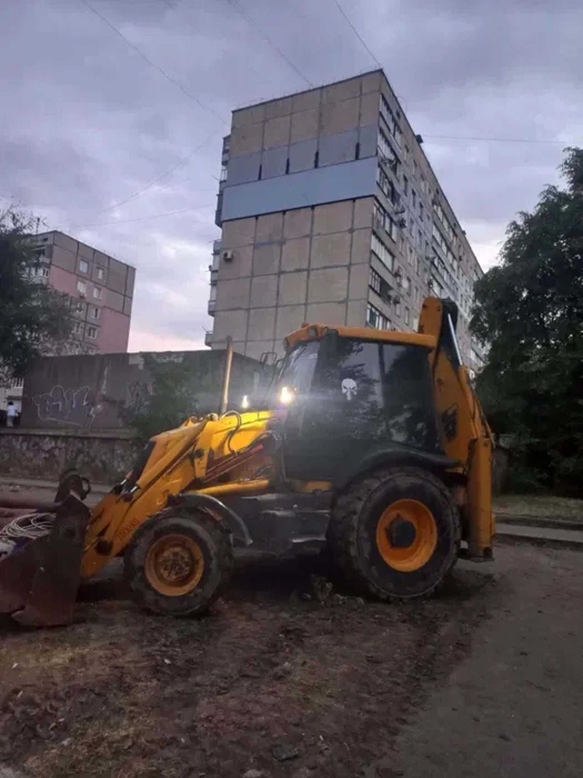Колісний екскаватор-навантажувач JCB 3CX