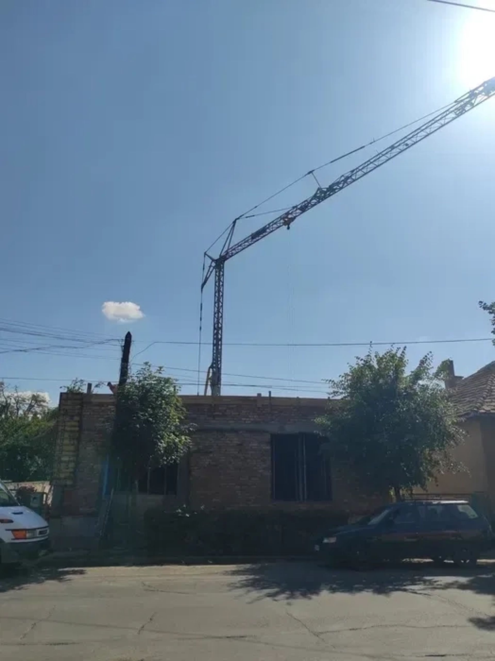 Баштовий кран Liebherr 32K - Швидкий монтаж.