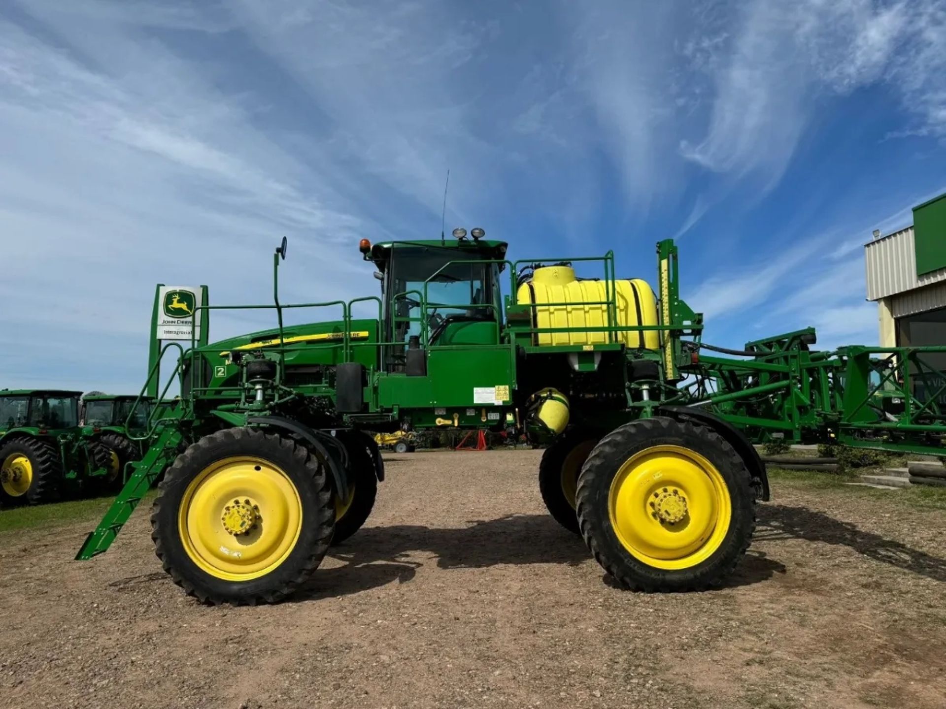 Обприскувач John Deere M4030 для точного внесення рідких добрив