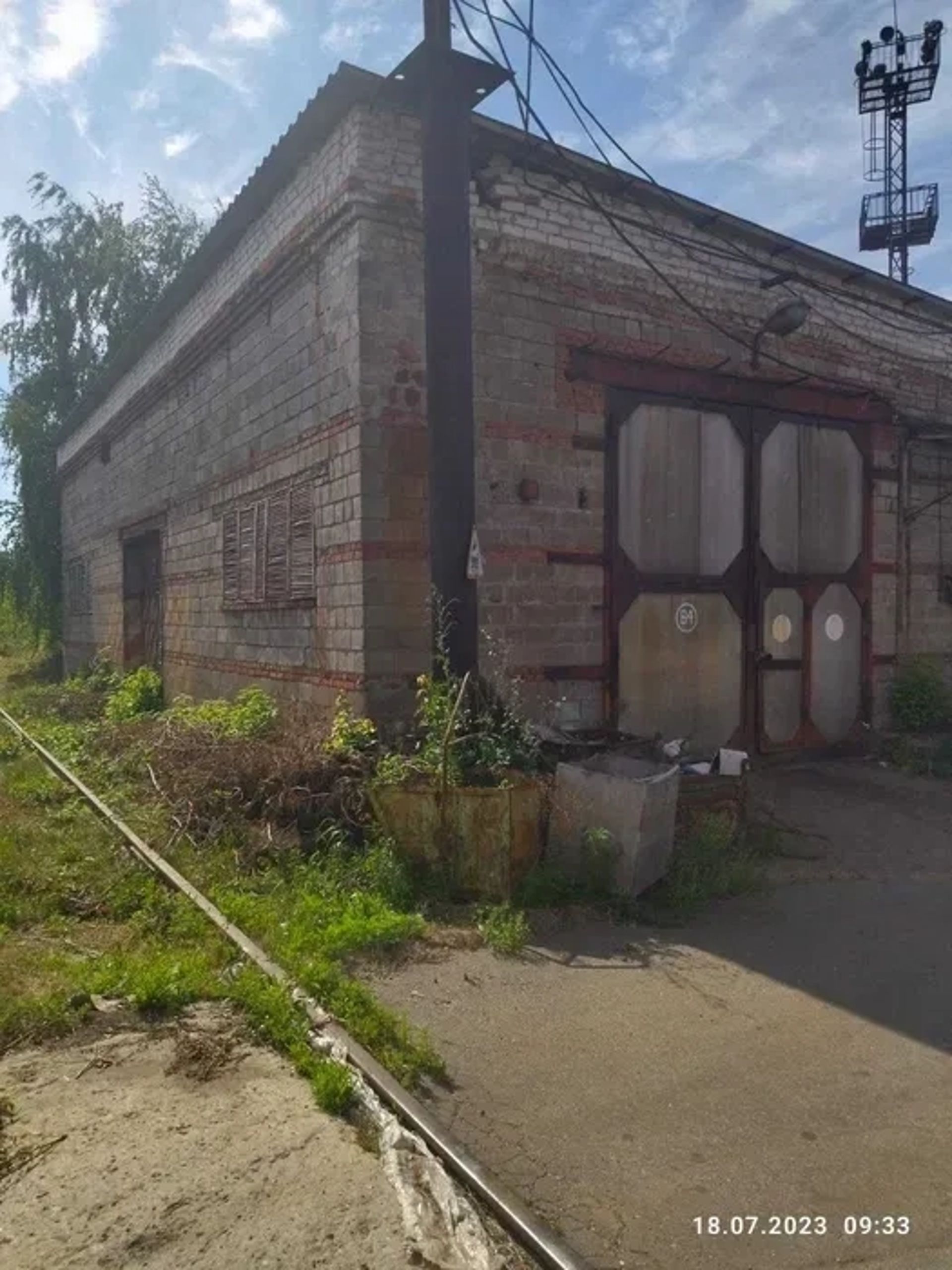 Приміщення 400 м2 під склад (район ХТЗ).60 грн./за 1м2 в місяць.