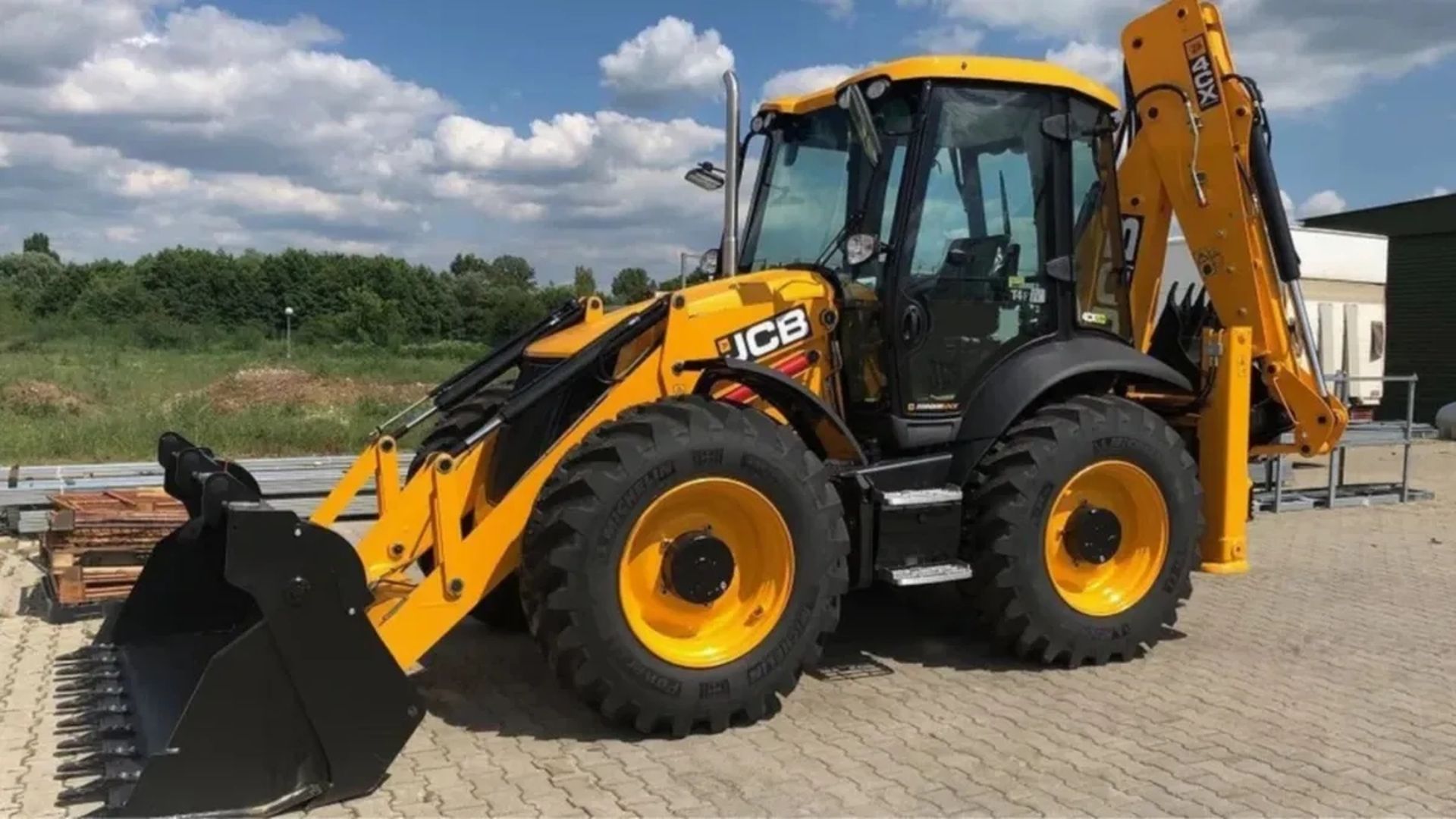 Екскаватор-навантажувач JCB 4CX