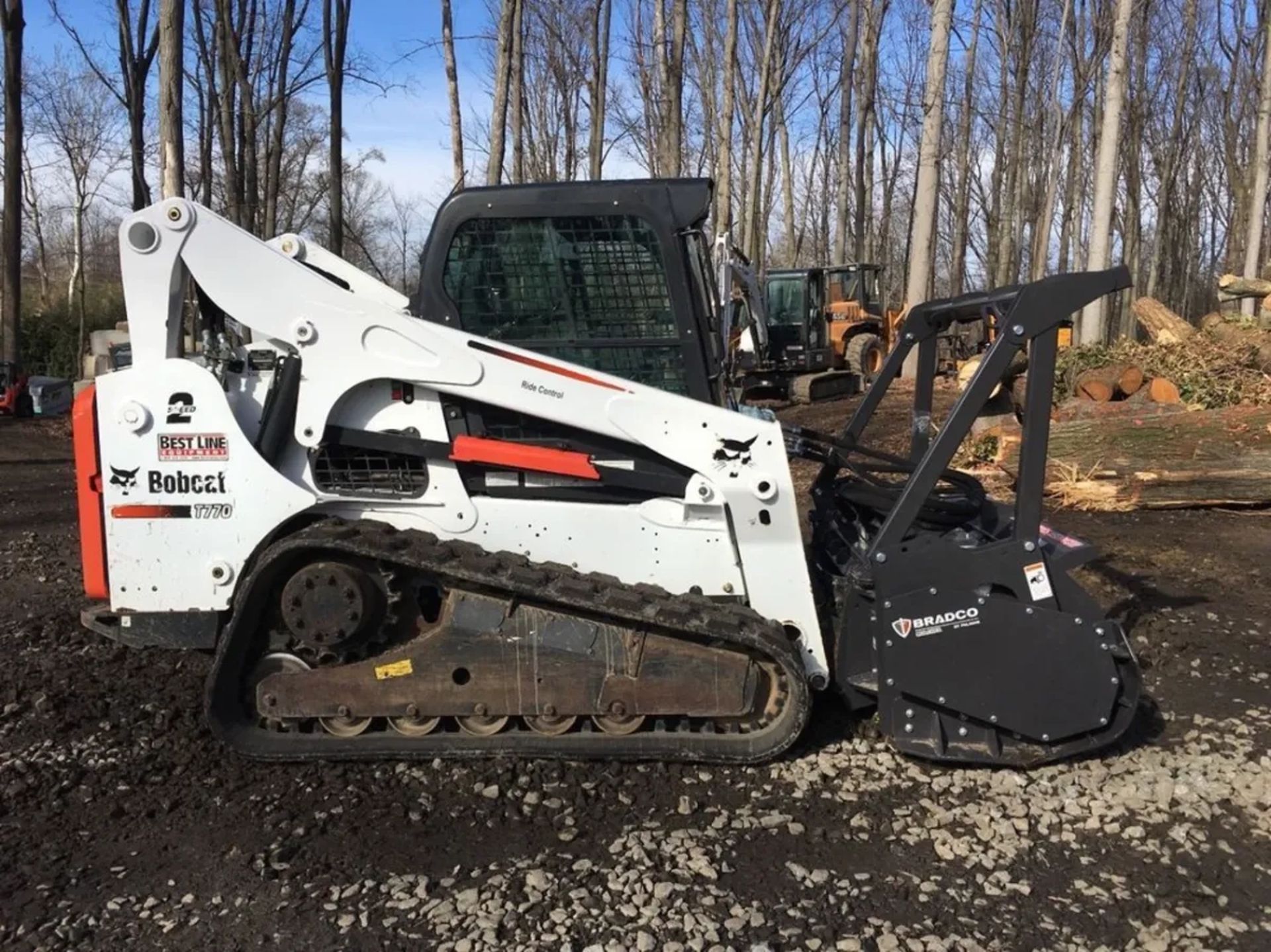 Мульчер Bradco MM60 Series для механізованого очищення ділянок