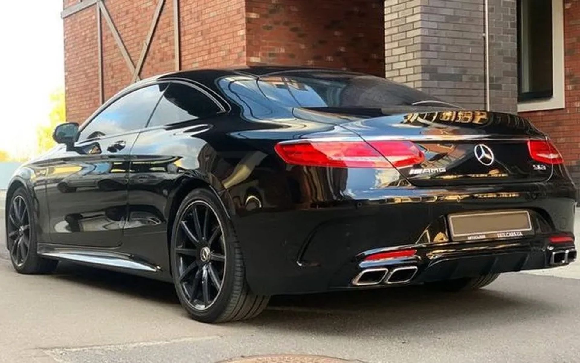 066 Mercedes-Benz W217 S560 AMG Coupe