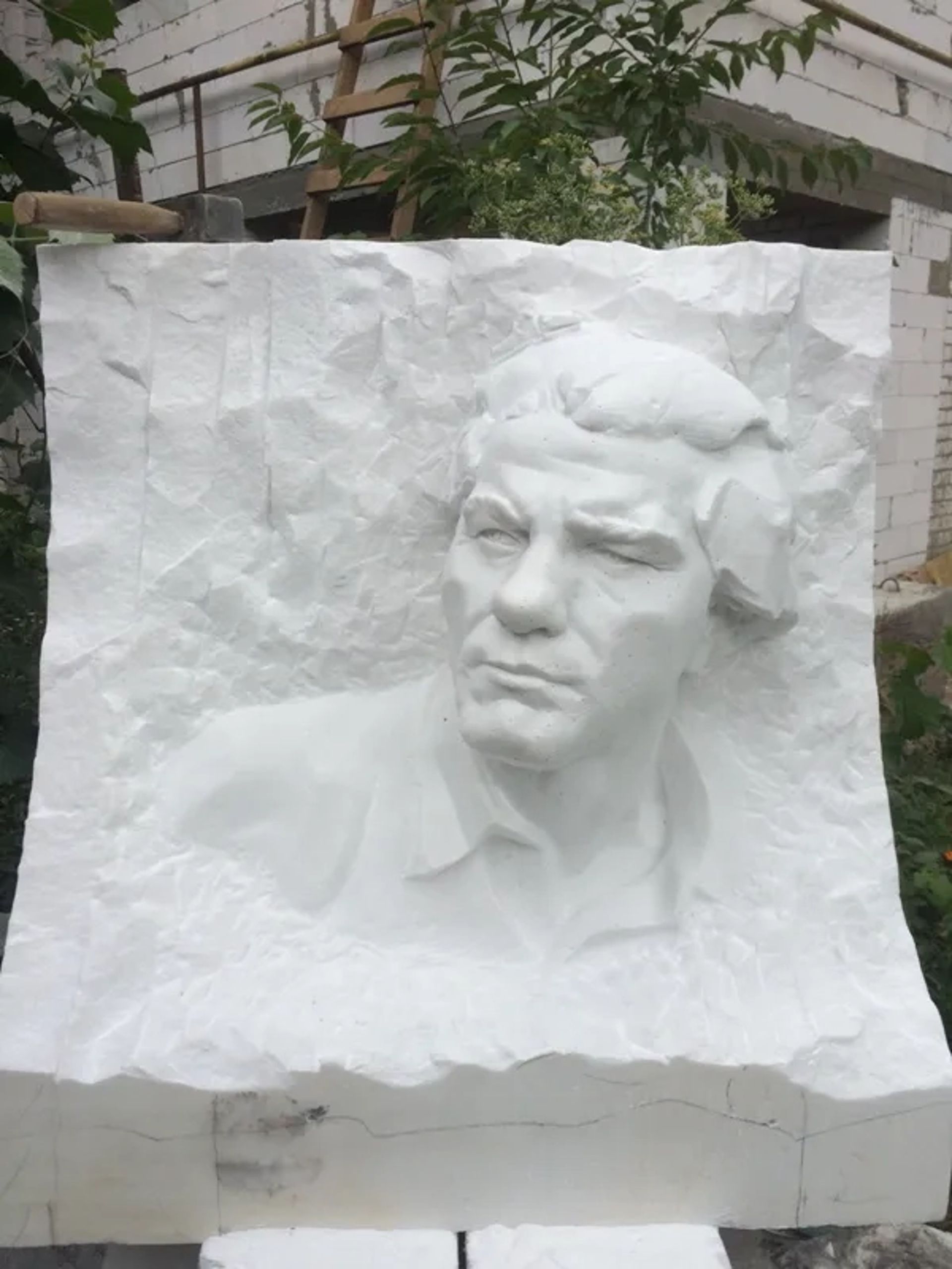 Бюст погруддя скульптура під замовлення,з граніту та мармуру