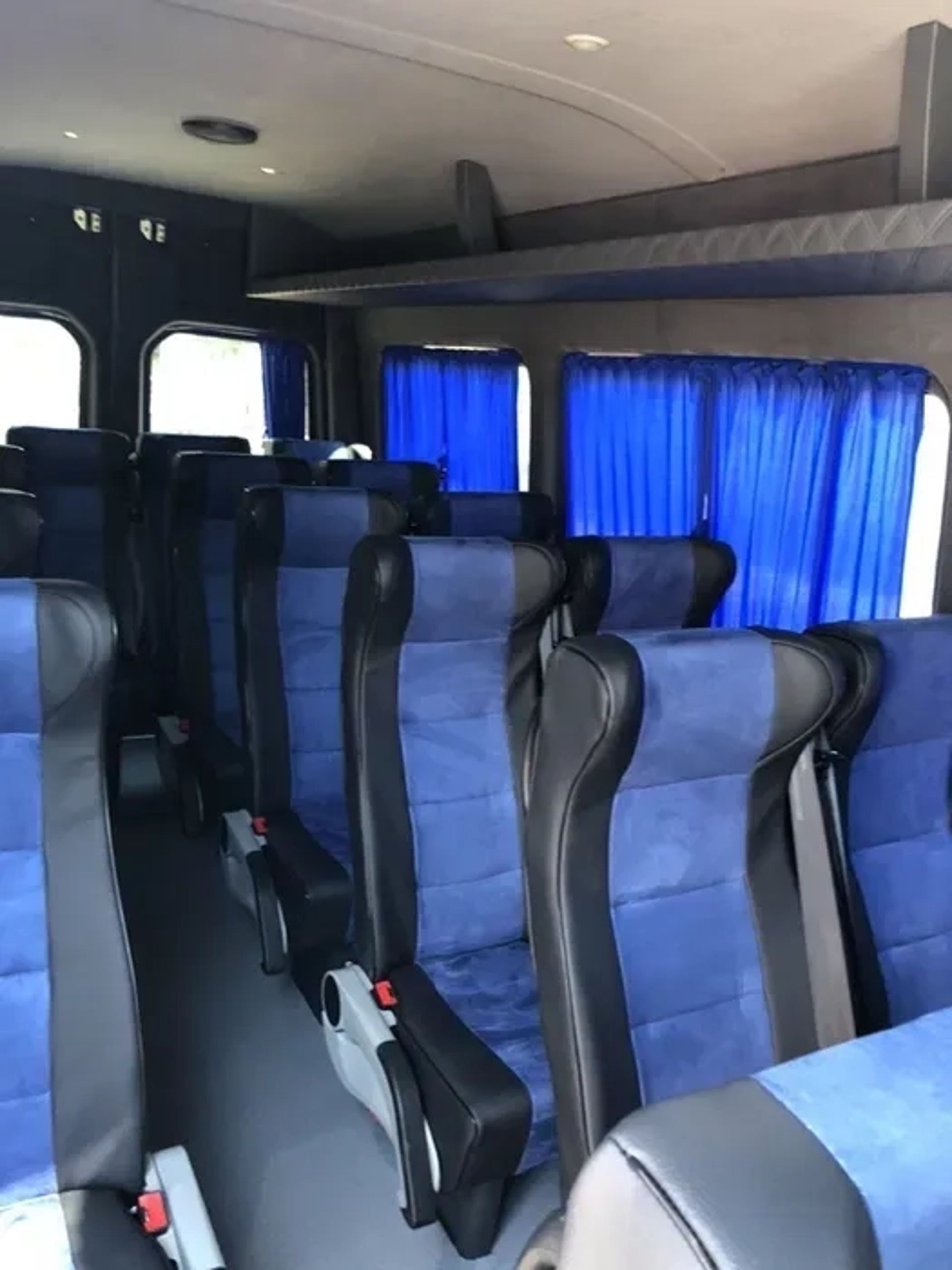 Мікроавтобус Ford Transit 2019