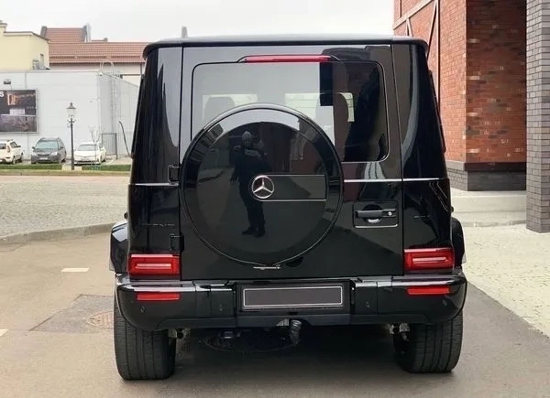 192 Гелік без водія — Mercedes-Benz G63 AMG замовити