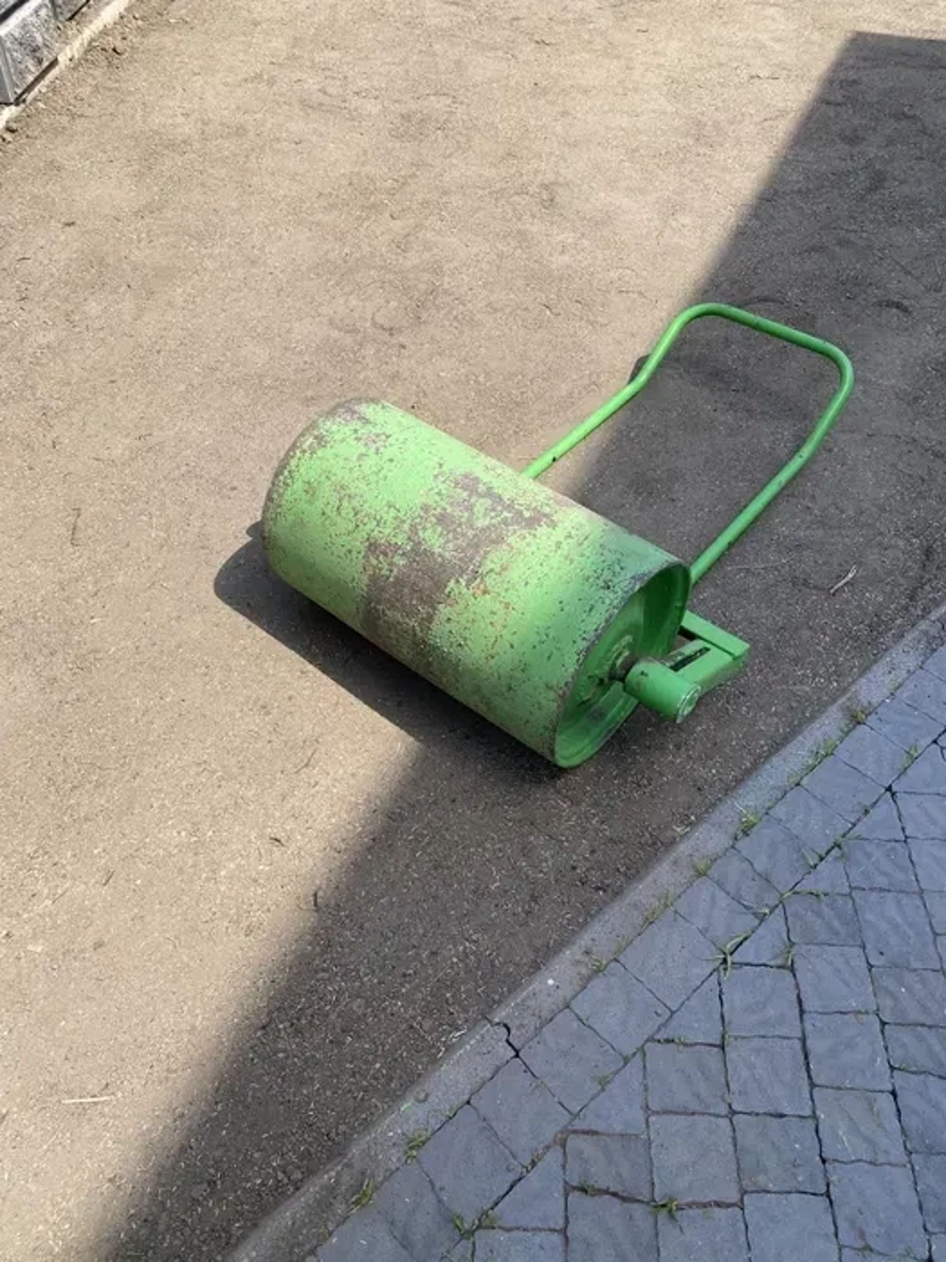 Коток для газону