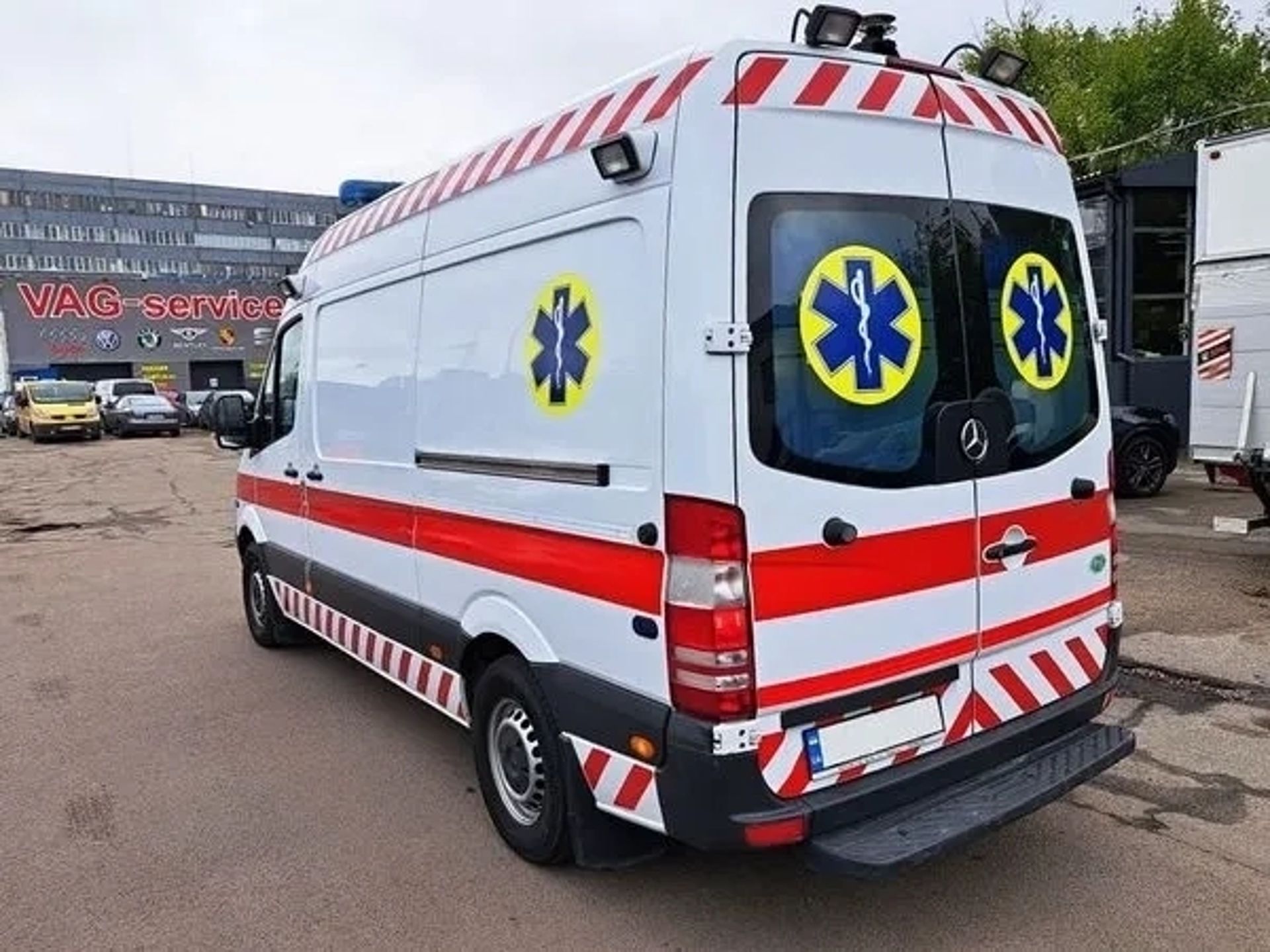 146 Авто швидкої допомоги для зйомок кіно кліпів відео роликів