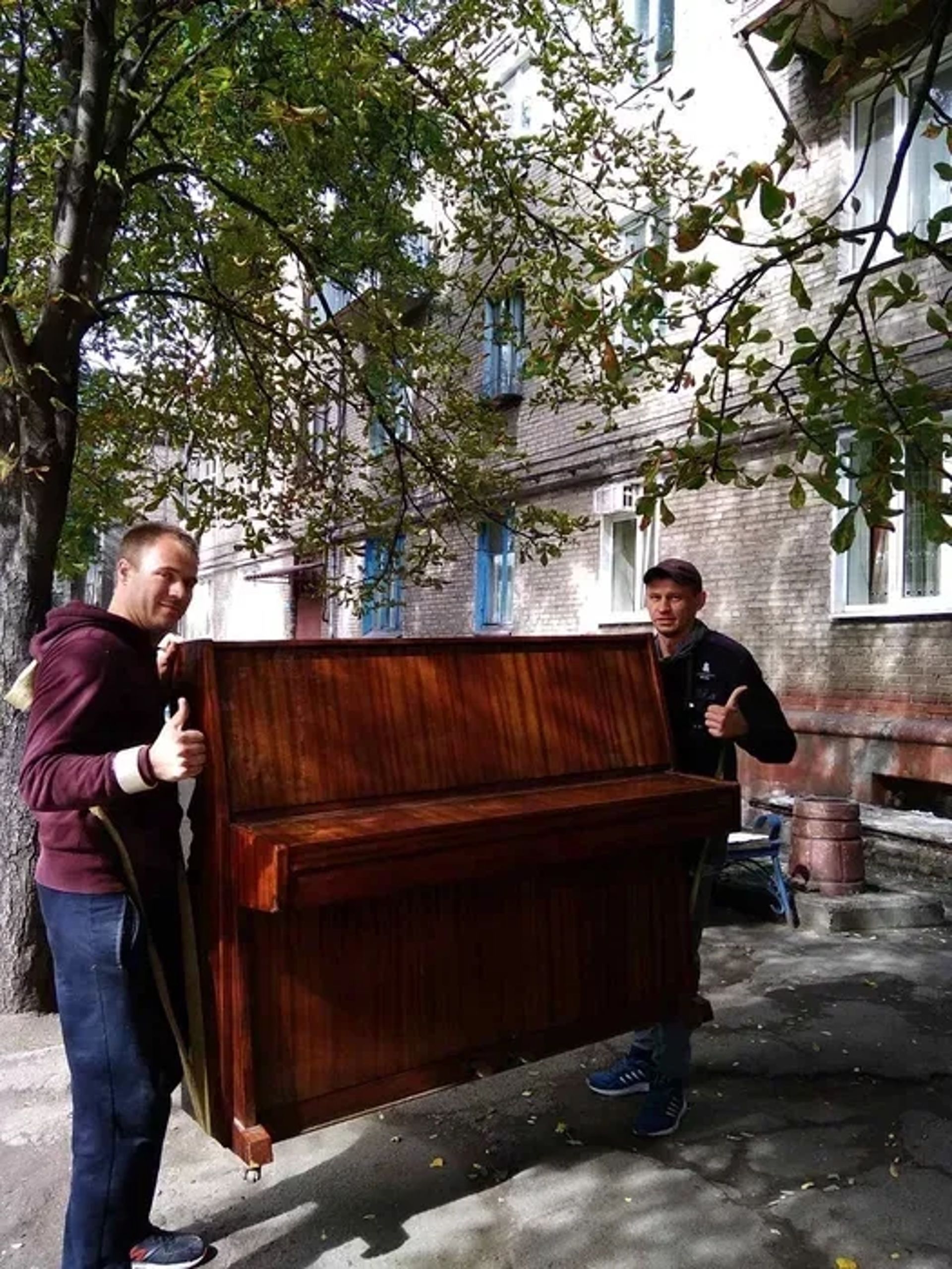 Послуги Вантажників, вантажоперевезення, розбирання та збирання меблів