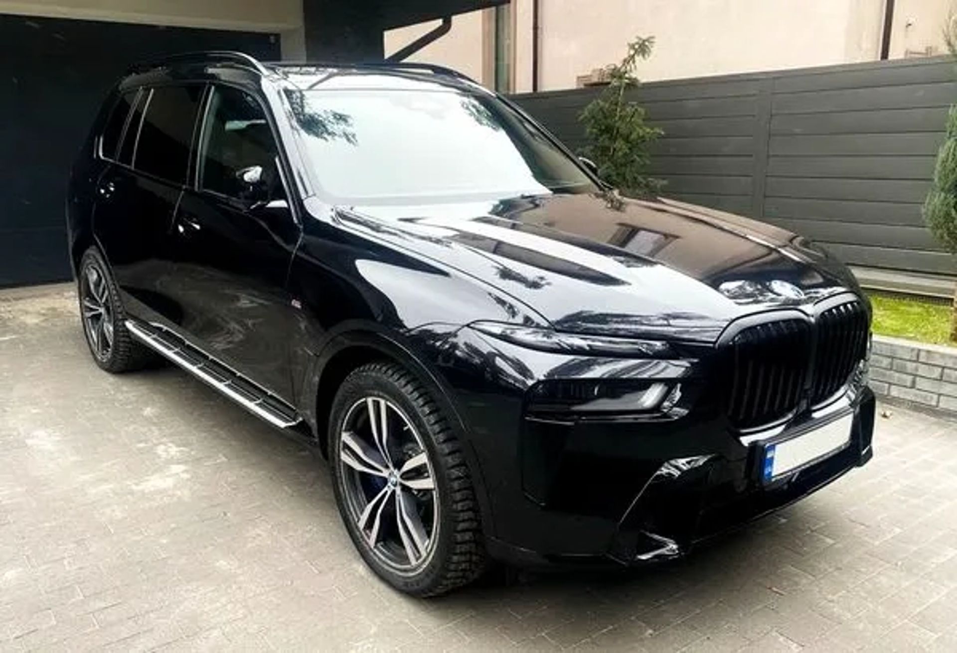 182 BMW X7 40D 2024 позашляховик без водія