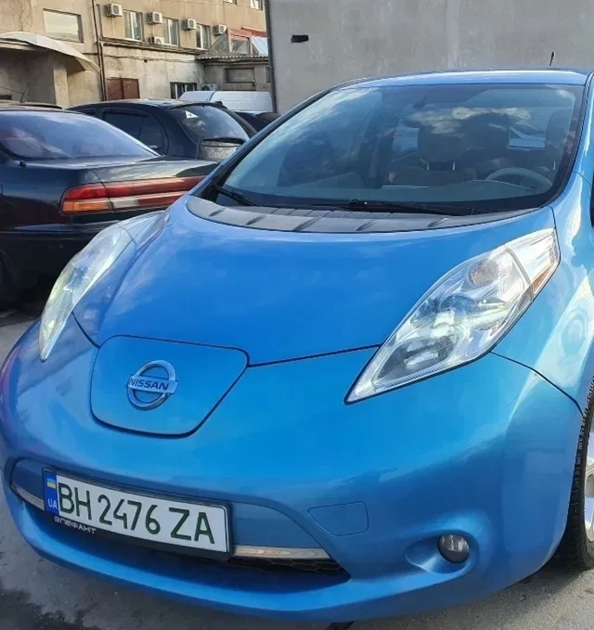 Nissan Leaf 50kwt, 350km, 2 роки і машина Ваша