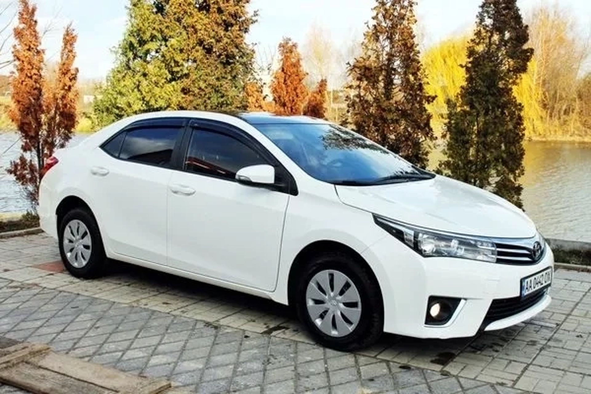 170 Toyota Corolla авто на весілля