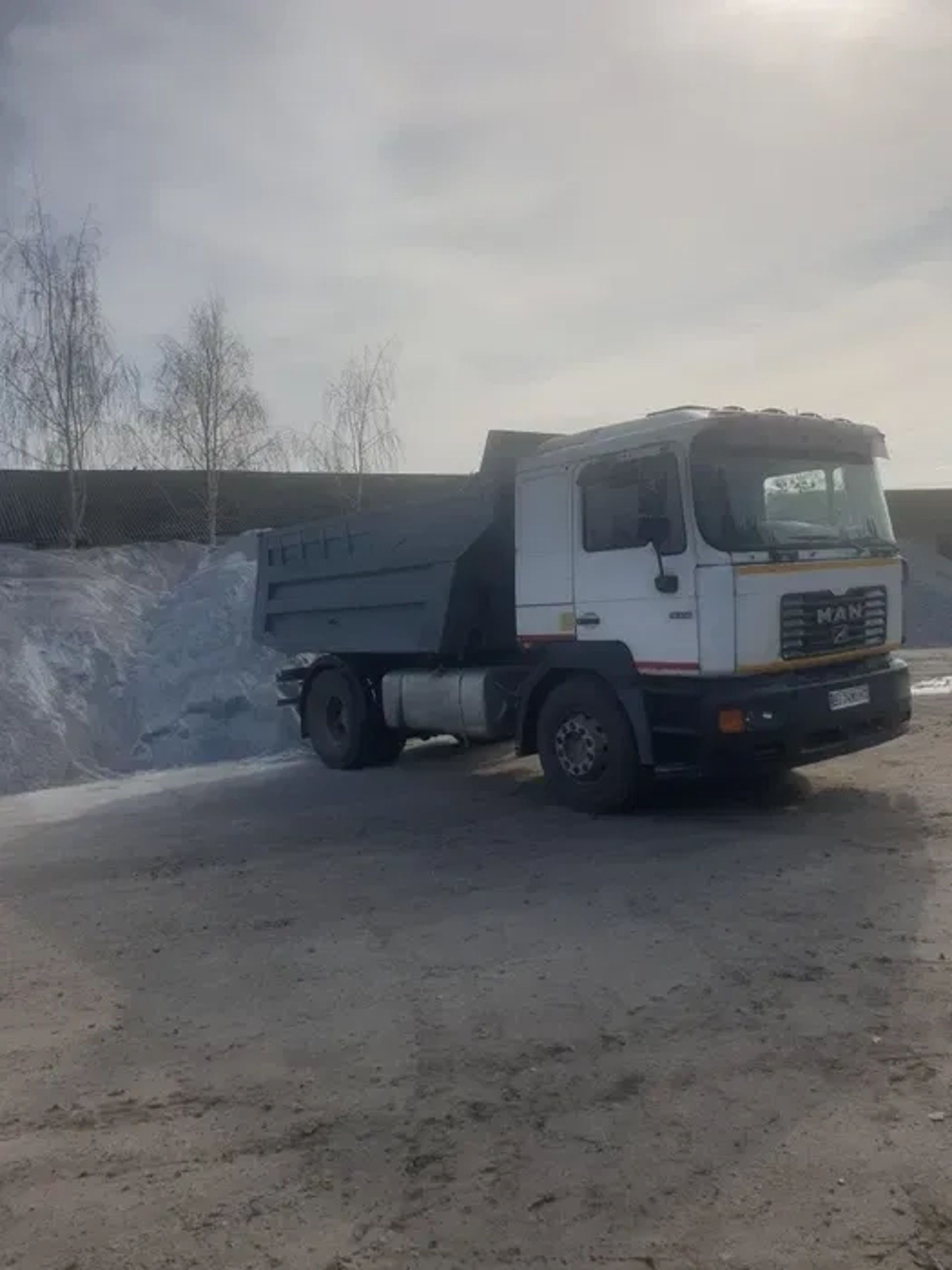 Вантажівка Самоскид MAN M2000 10т