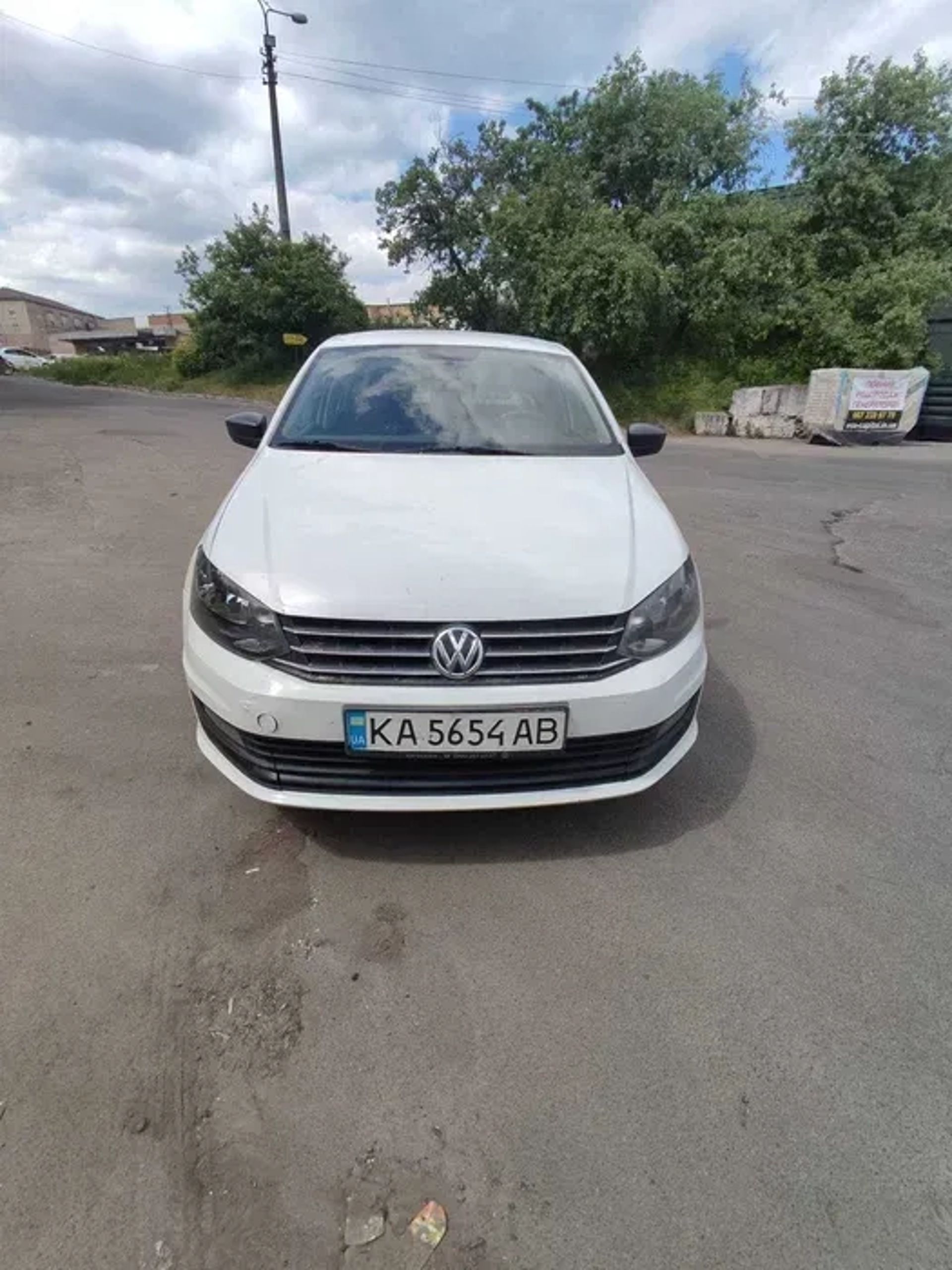 Автівки Київ Volkswagen polo sedan