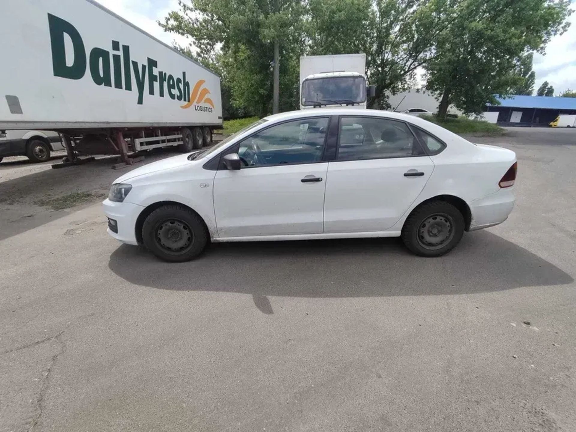Автівки Київ Volkswagen polo sedan