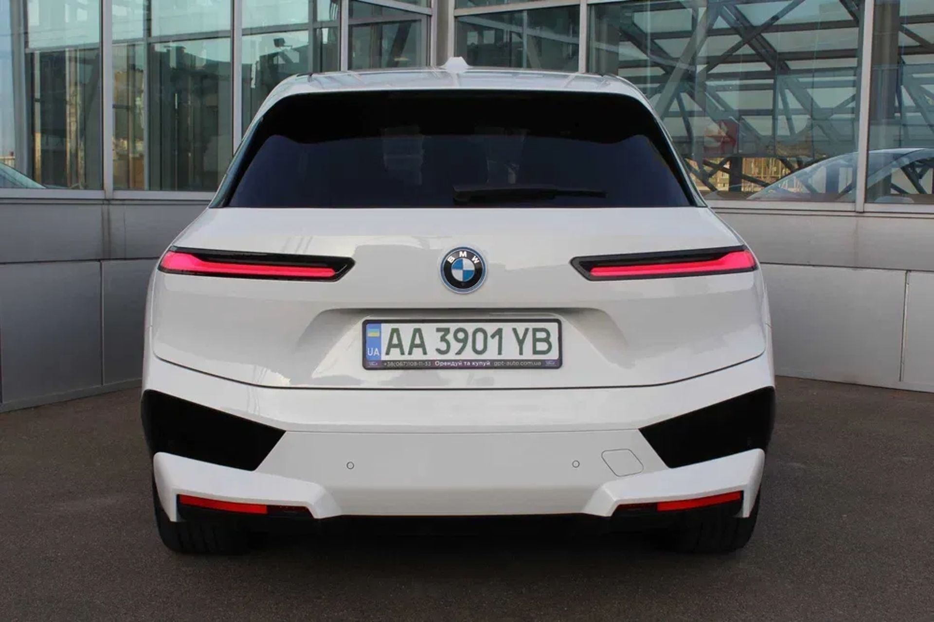 BMW iX 50 (2022). Потужний Електромобіль. Максимальна Комплектація!