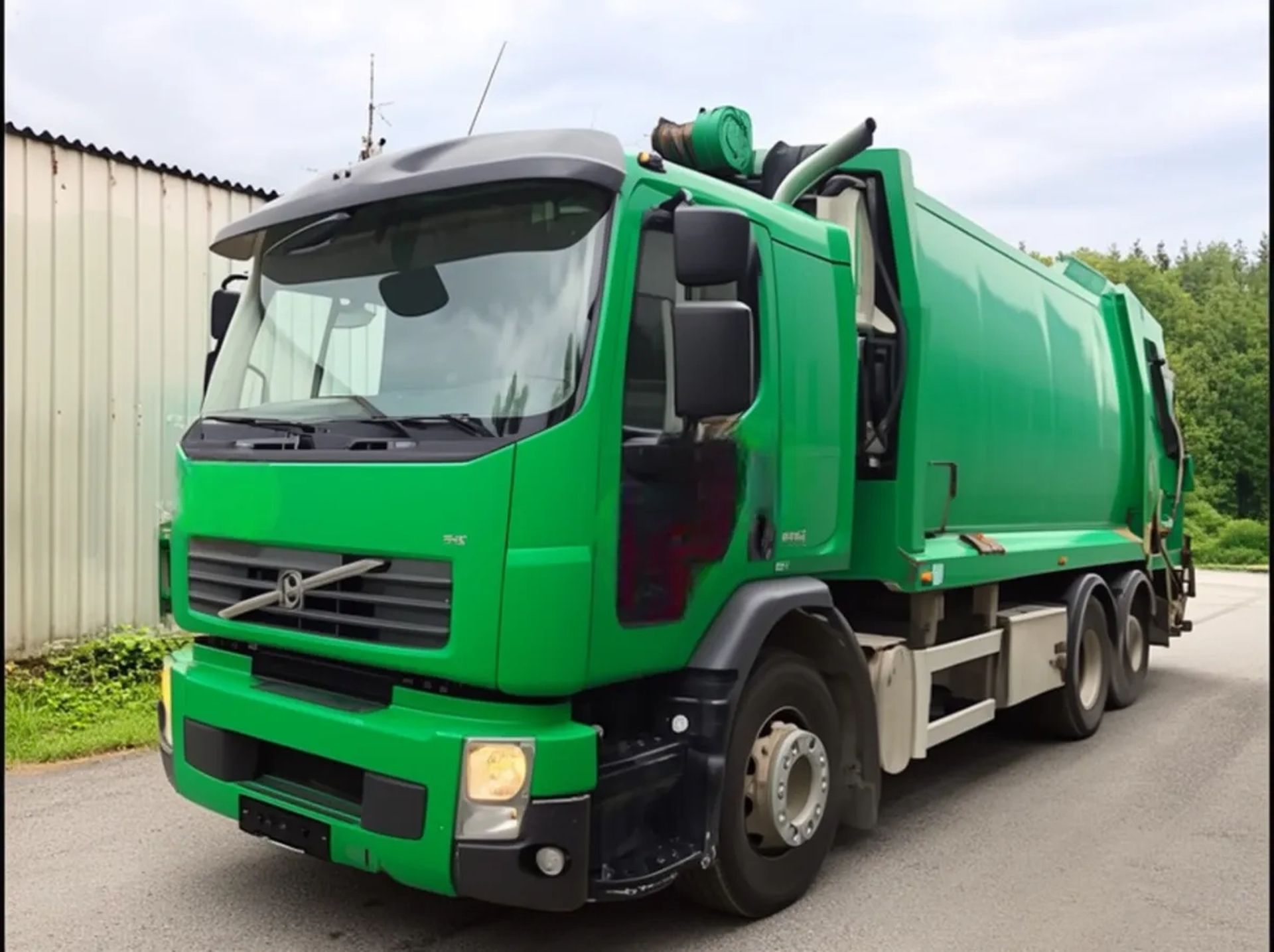Сміттєвоз Volvo FE 300 для вивозу ТПВ