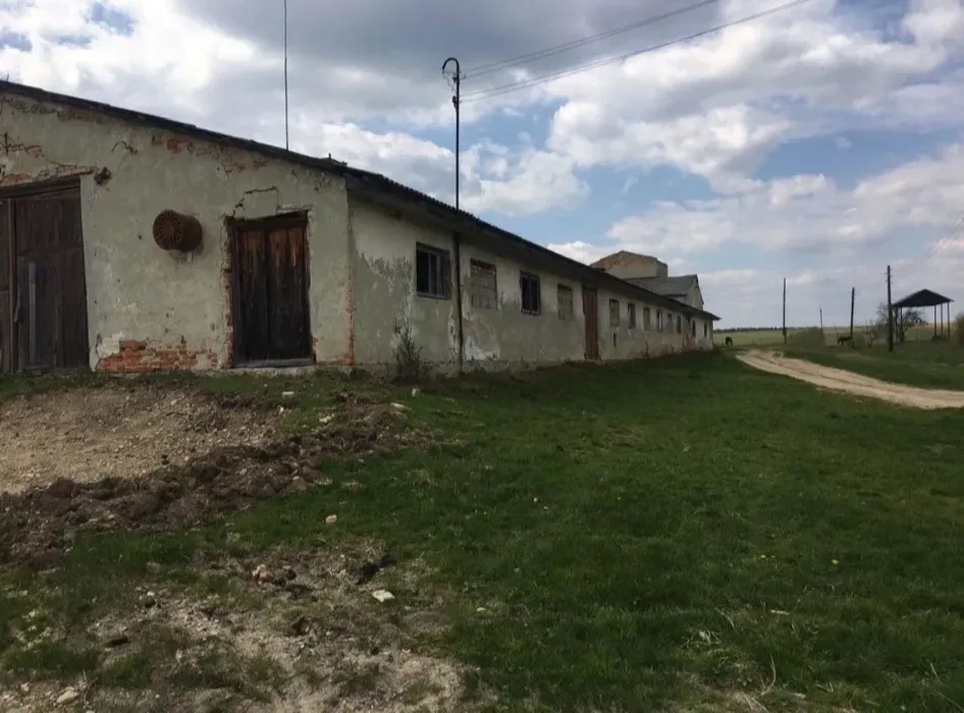 Ферма, хороша локація, зручний під’їзд