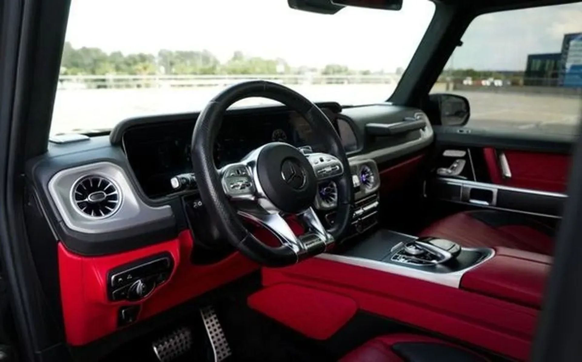 448 Mercedes-Benz G63 AMG (Мерседес Кубік) без водія та з водієм