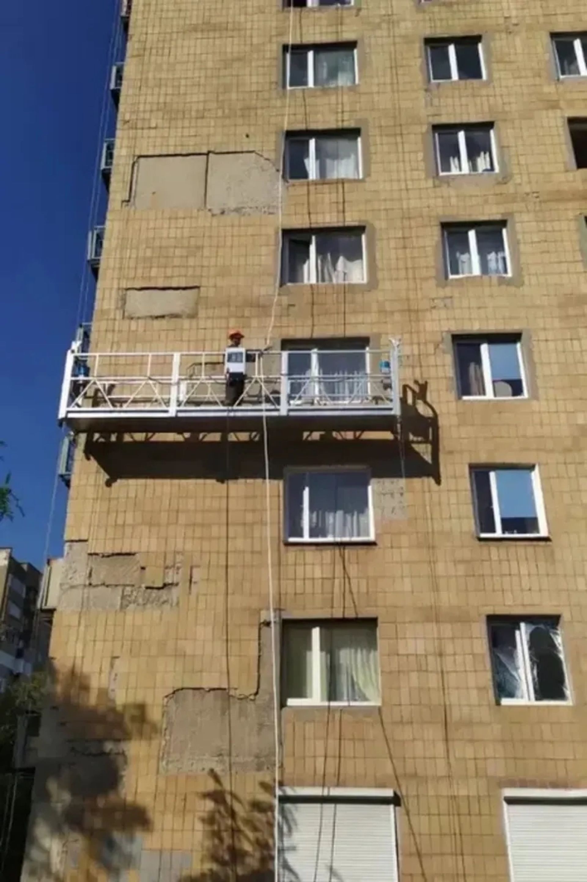 Будівельна люлька ZLP-630 для висотних робіт