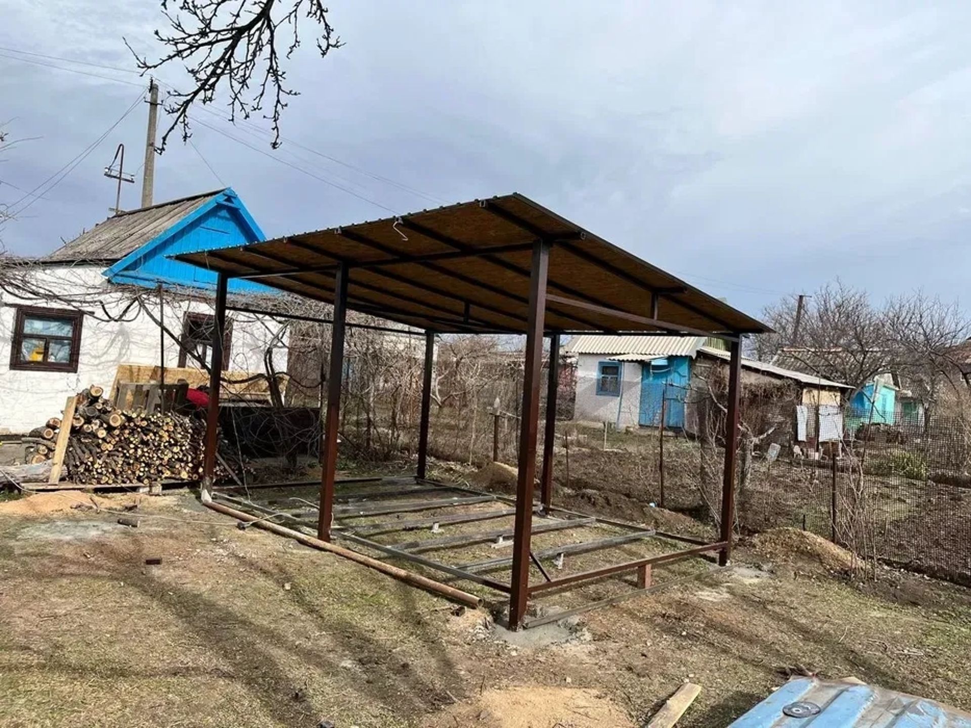 Встановлення навісів, арок та парканів. Якісно та за доступною ціною