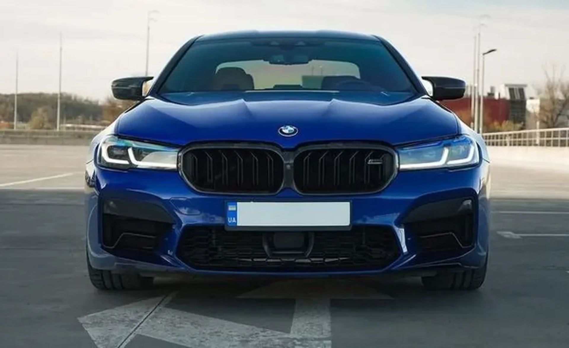 398 BMW M5 F90 Competition — з водієм та без