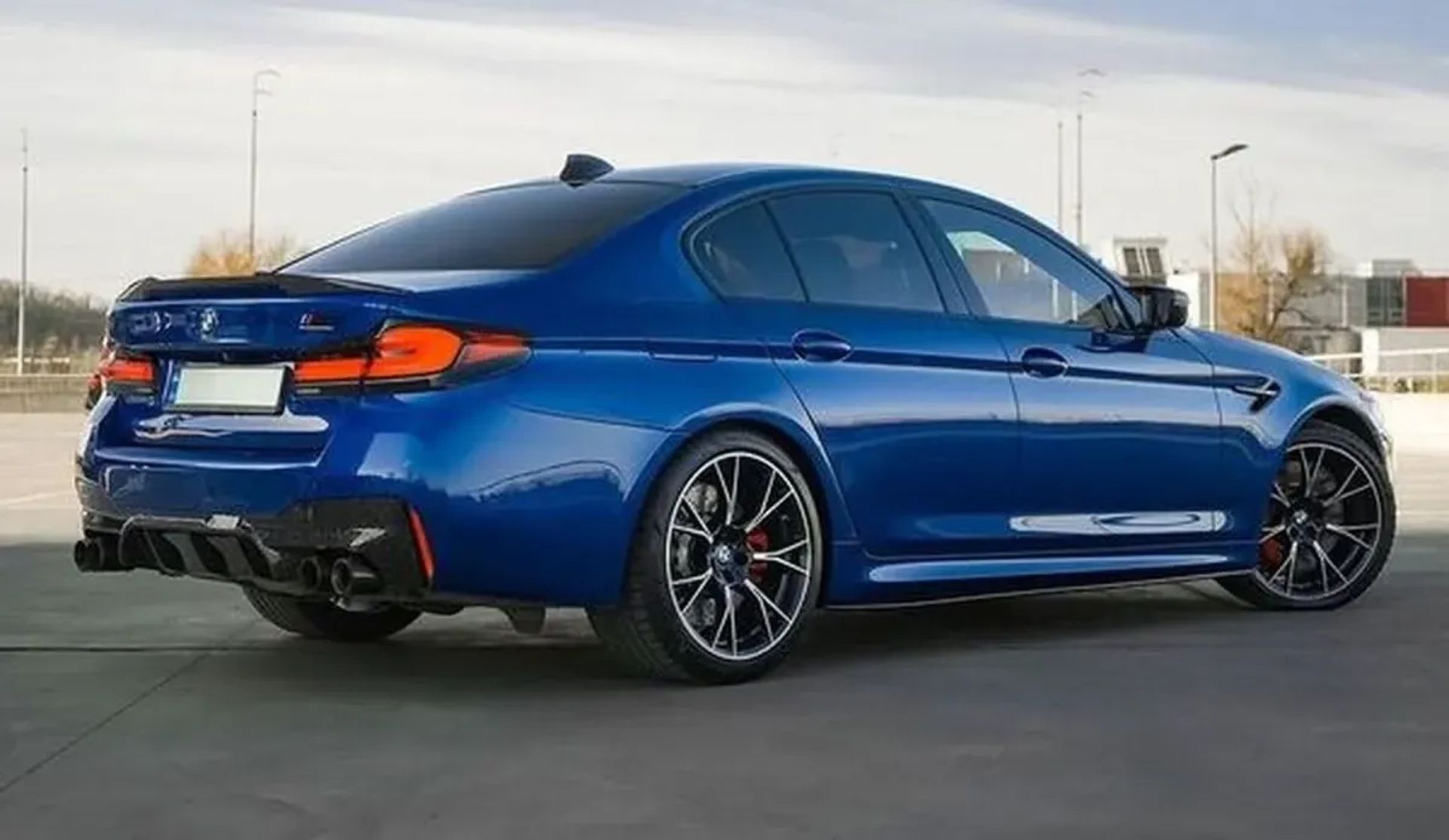 398 BMW M5 F90 Competition — з водієм та без