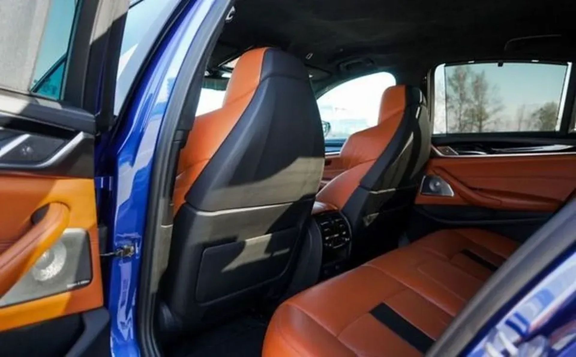 398 BMW M5 F90 Competition — з водієм та без
